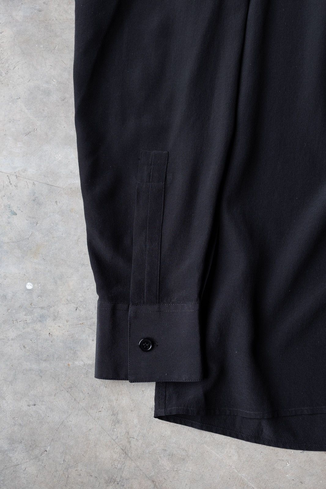 Saint Laurent Paris Saint Laurent Silk Button Up Size US S / EU 44-46 / 1 - 3 Thumbnail