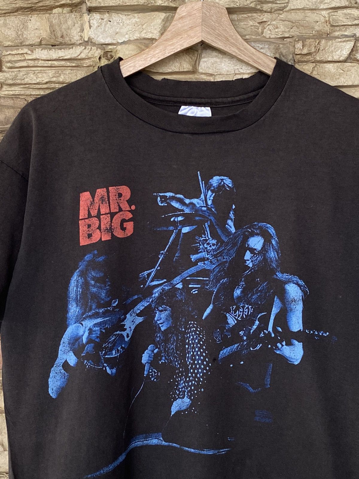 Vintage 1993 Mr. Big Japan Tour Band Tees Distressed Size US L / EU 52-54 / 3 - 4 Thumbnail