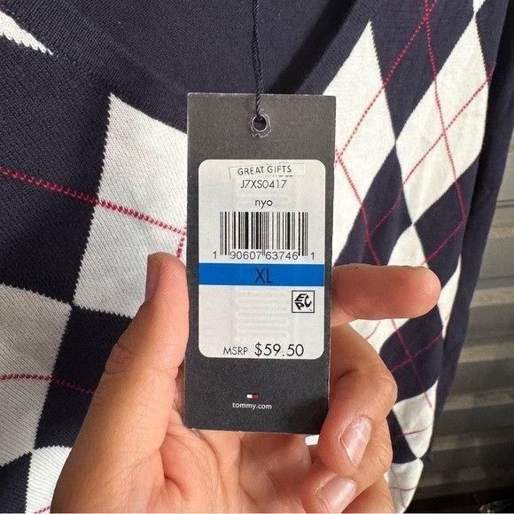 Tommy Hilfiger NWT Tommy Hilfiger Navy and White Argyle Crewneck Sweater Sz Size XL / US 12-14 / IT 48-50 - 5 Thumbnail