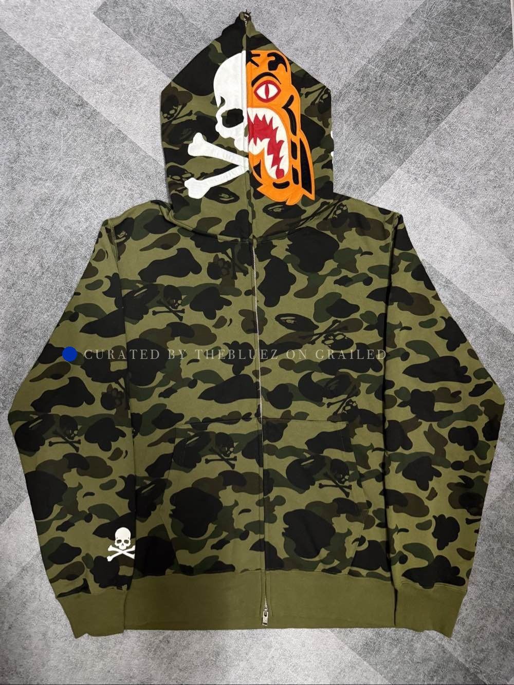 Bape Camo Skull Hoodie in Green Size US XL / EU 56 / 4 - 1 Thumbnail