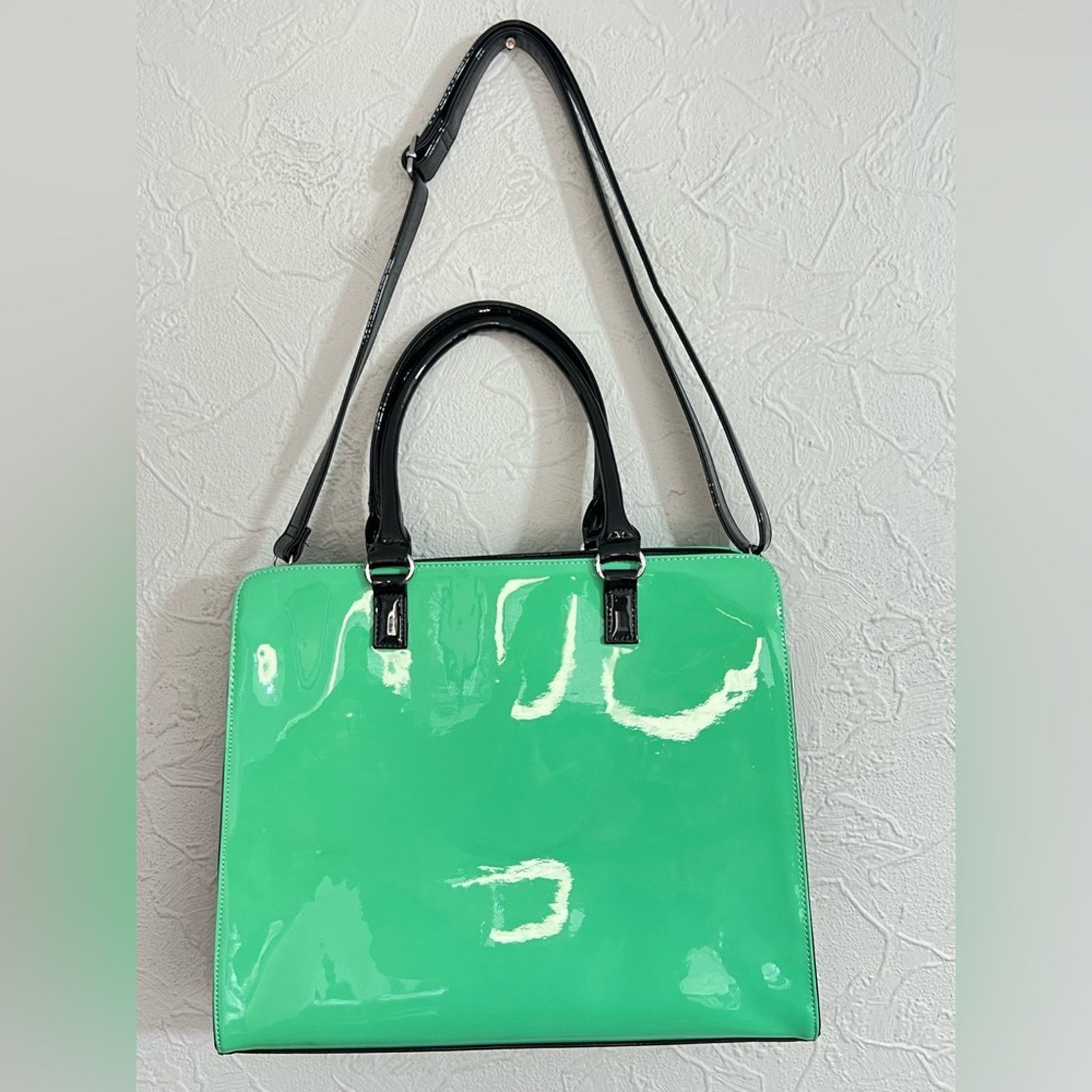 Other Tailor & Twirl Retro VTG Mint And Black Patent Leather Tote Size ONE SIZE - 2 Thumbnail