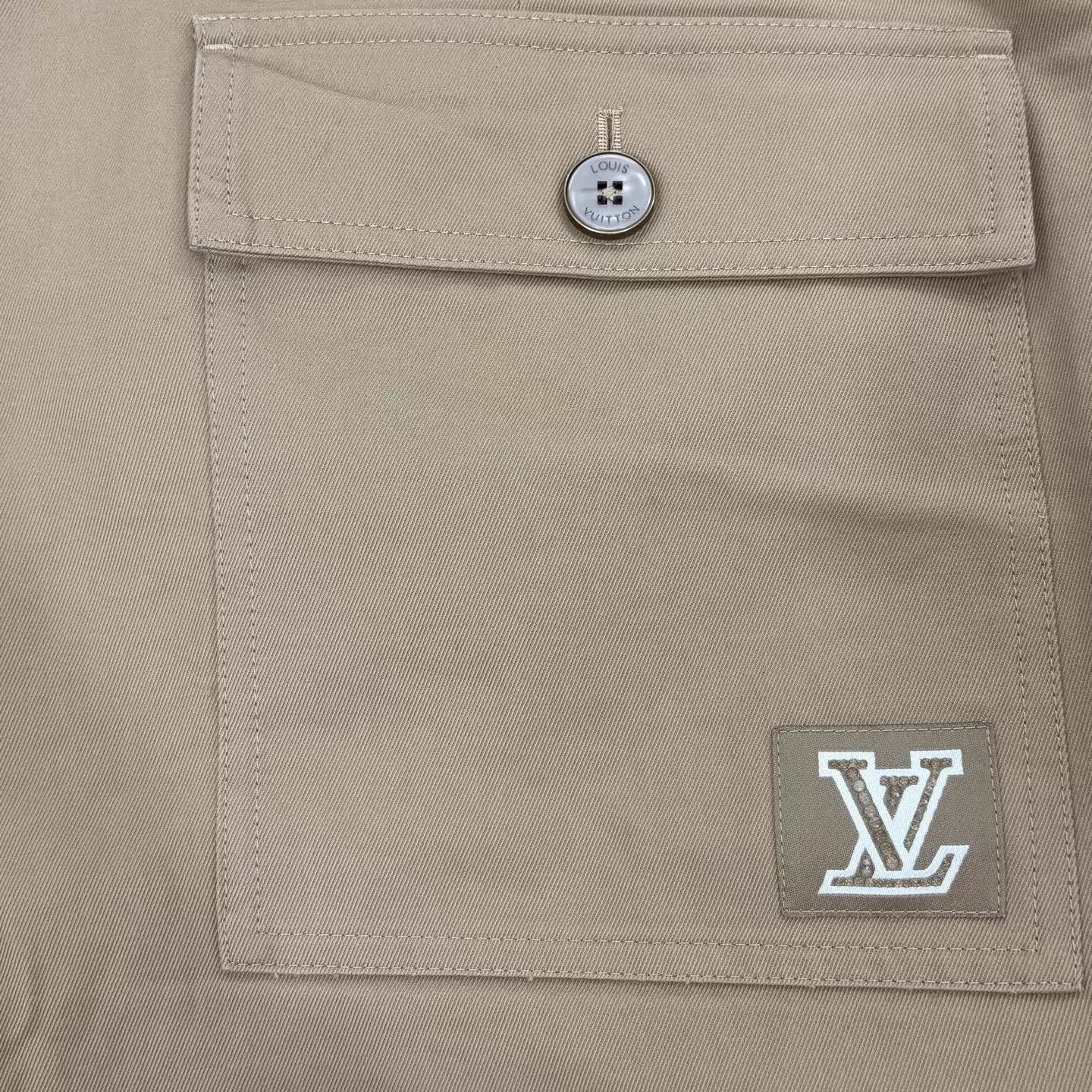 Louis Vuitton LV diamante logo cotton straight-leg men's khaki shorts Size US 38 / EU 54 - 7 Thumbnail
