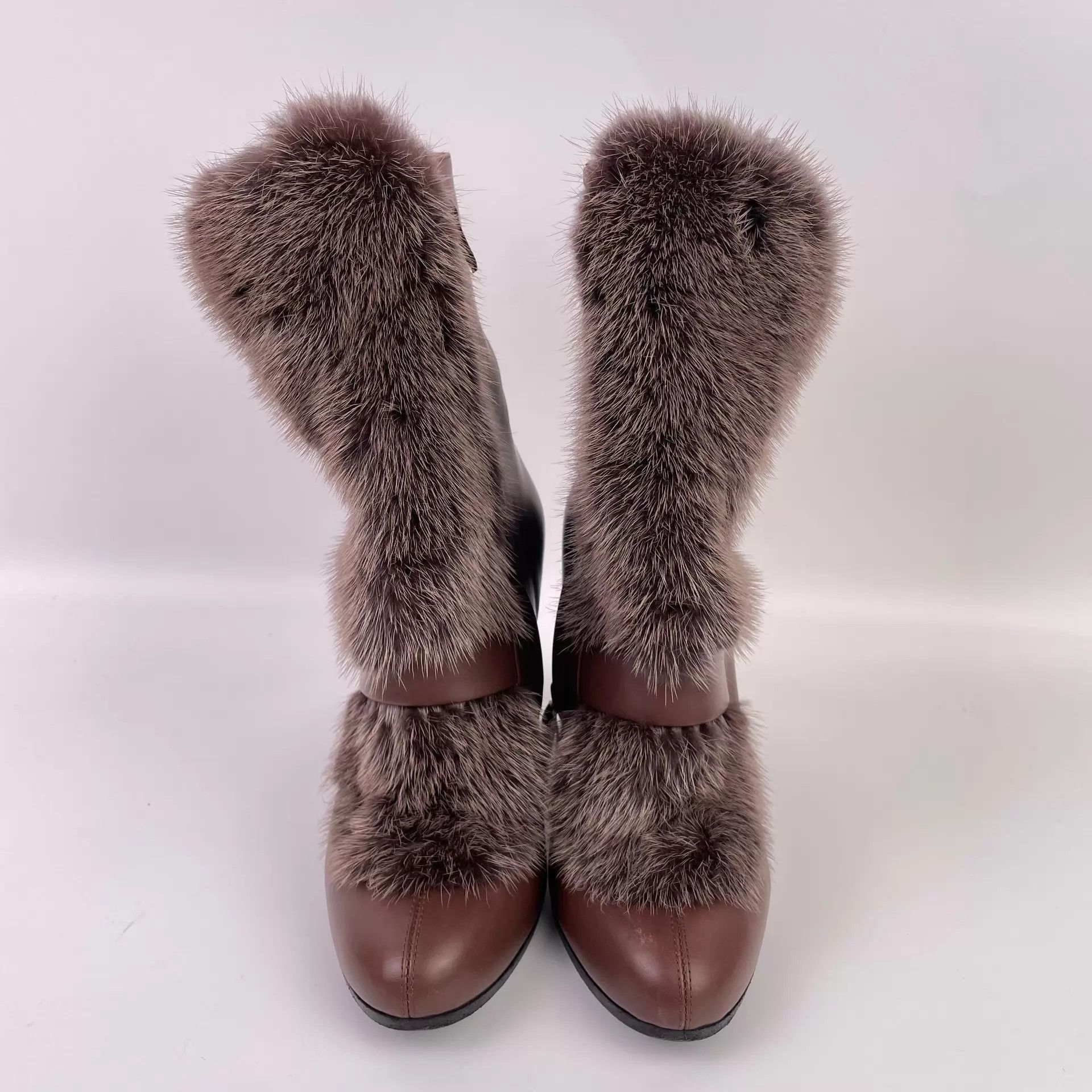 Hermes Hermès fur knee-high heeled boots brown EU 37.5 Size US 7 / IT 37 - 1 Thumbnail