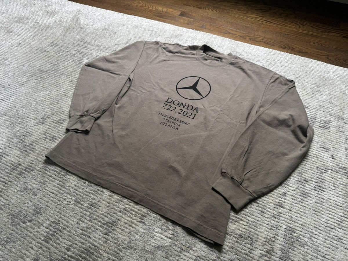 Kanye West Medium Brown Donda Atlanta Listening Event L/S T-Shirt Tan Size US M / EU 48-50 / 2 - 3 Thumbnail