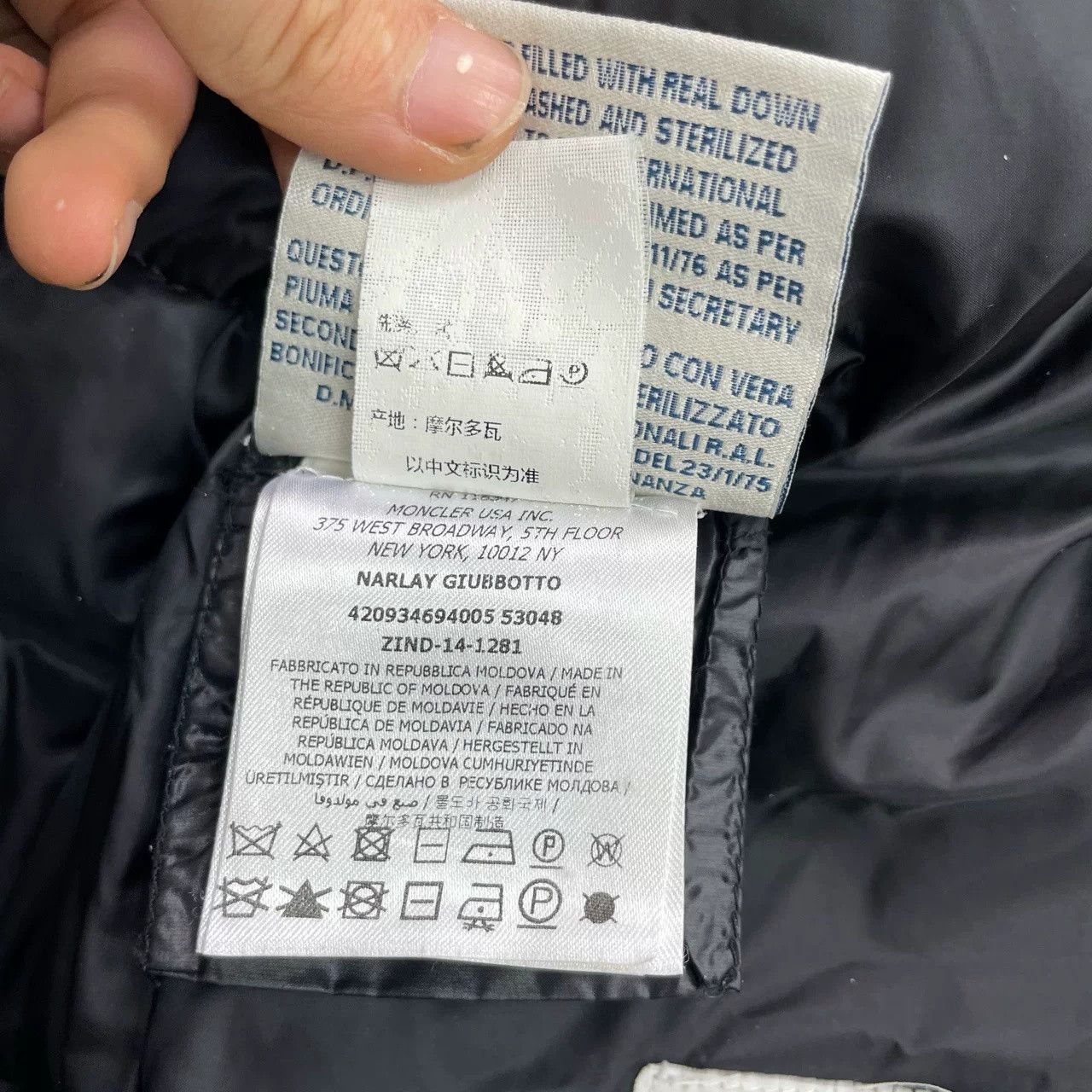 Moncler Moncler Black Down Jacket Size US M / EU 48-50 / 2 - 5 Thumbnail