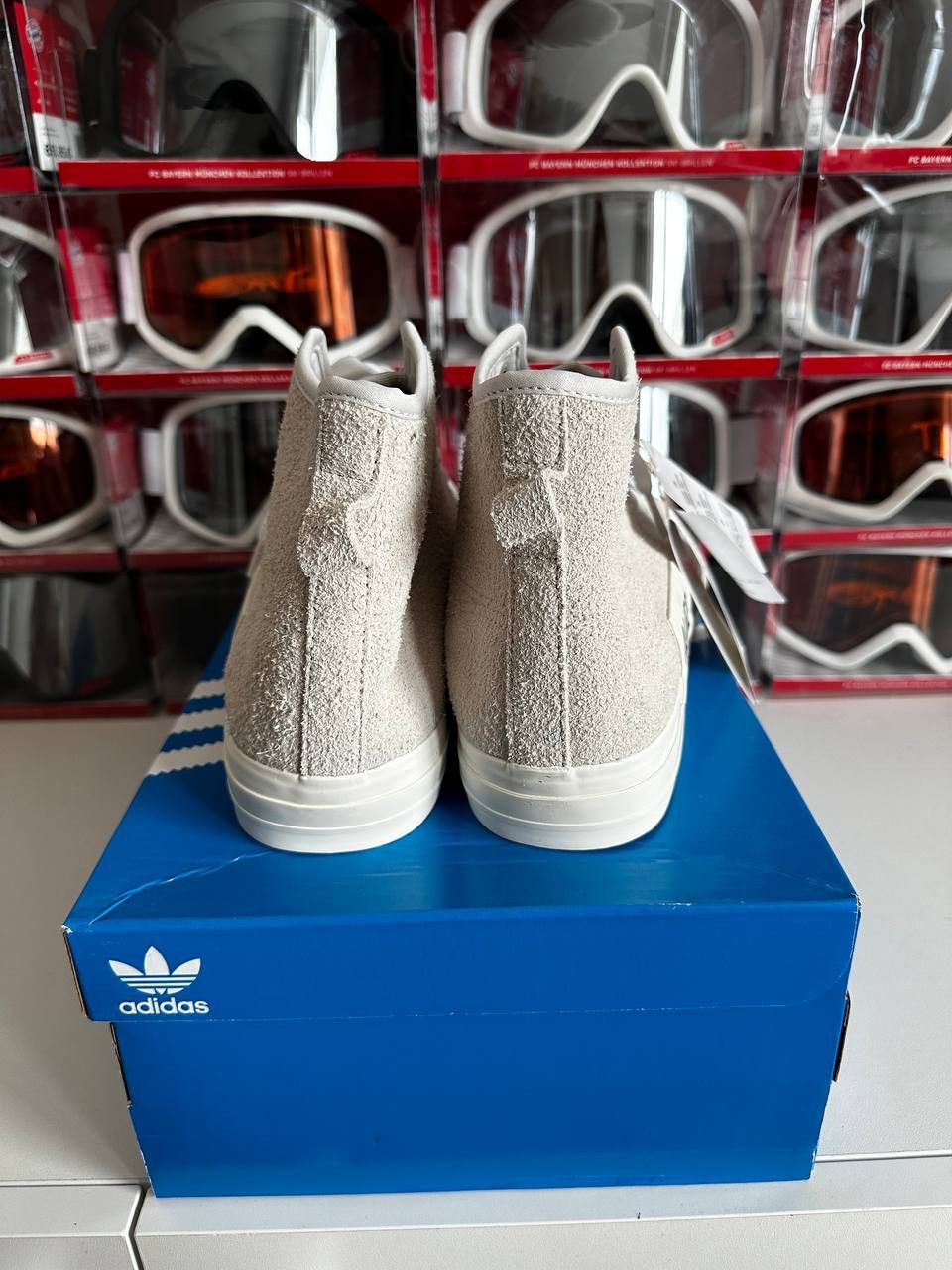 Adidas adidas Nizza Hi Size US 11.5 / EU 44-45 - 5 Thumbnail