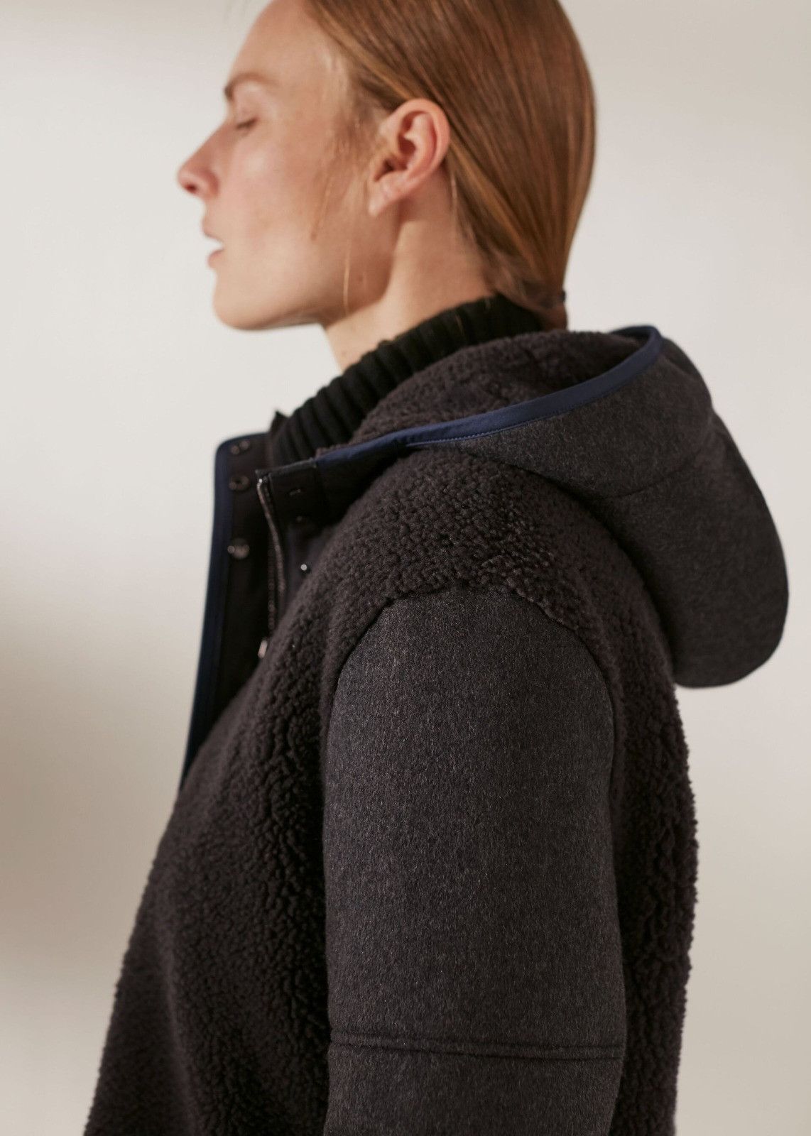 Loro Piana o1srvl11e0824 Larsen Curly Silky Lacon Jacket in Black Size XS / US 0-2 / IT 36-38 - 4 Thumbnail