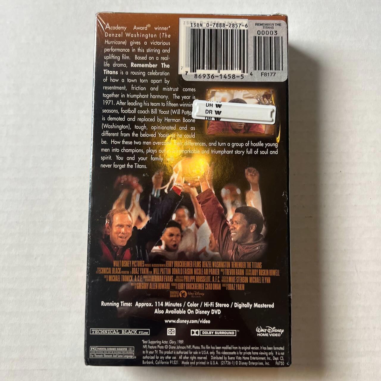 Disney Remember the Titans VHS Tape SEALED Disney Denzel RARE Size ONE SIZE - 4 Thumbnail
