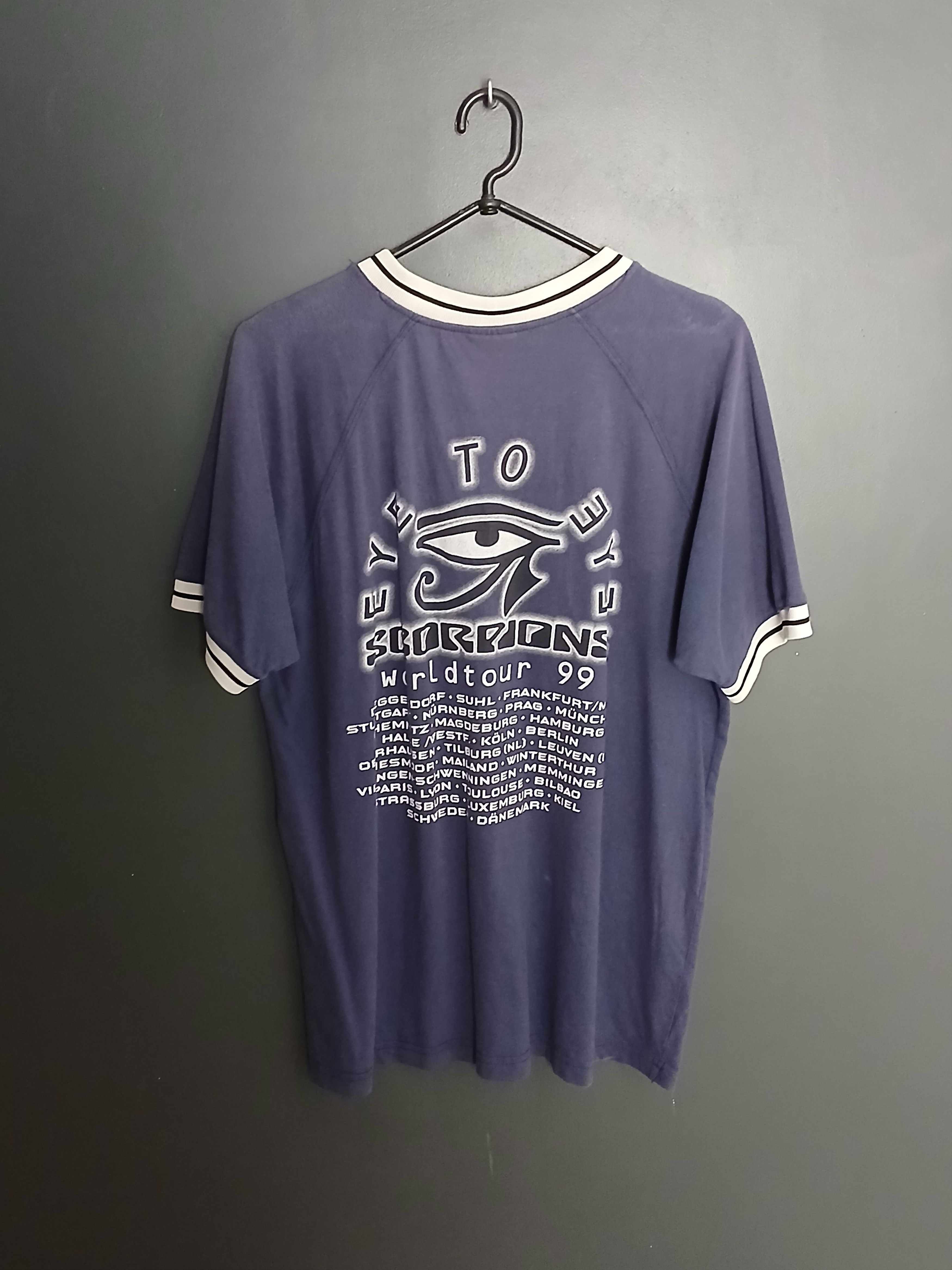 Band Tees × Vintage Vintage 1999 Scorpions Eye To Eye World Tour T-Shirt Size US XL / EU 56 / 4 - 2 Thumbnail