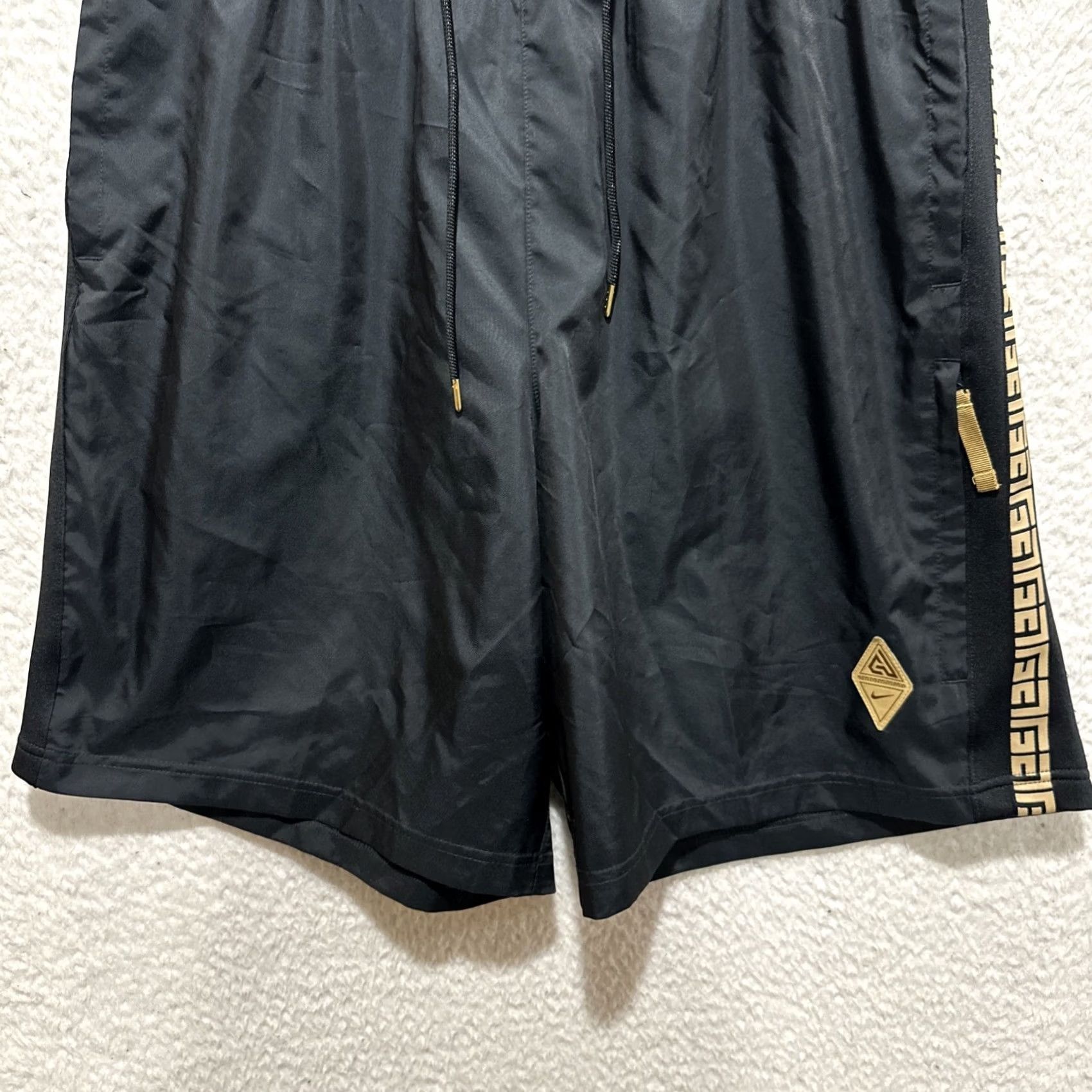 Nike Nike Coming to America Basketball Shorts Nike CQ6313-010 Men Black XXL Size US 39 - 5 Thumbnail