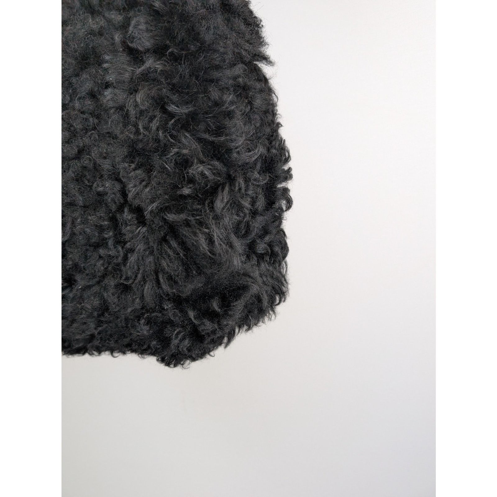Saint Laurent Paris o1rshd1 Size: OS / Men Shaggy Crossbody Bag in Black Size ONE SIZE - 10 Thumbnail