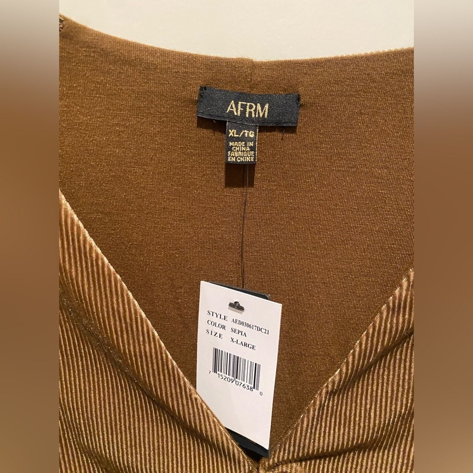 REVOLVE AFRM CALA RIBBED CUTOUT LONG SLEEVE VELVET MIDI DRESS SEPIA Size XL / US 12-14 / IT 48-50 - 5 Thumbnail