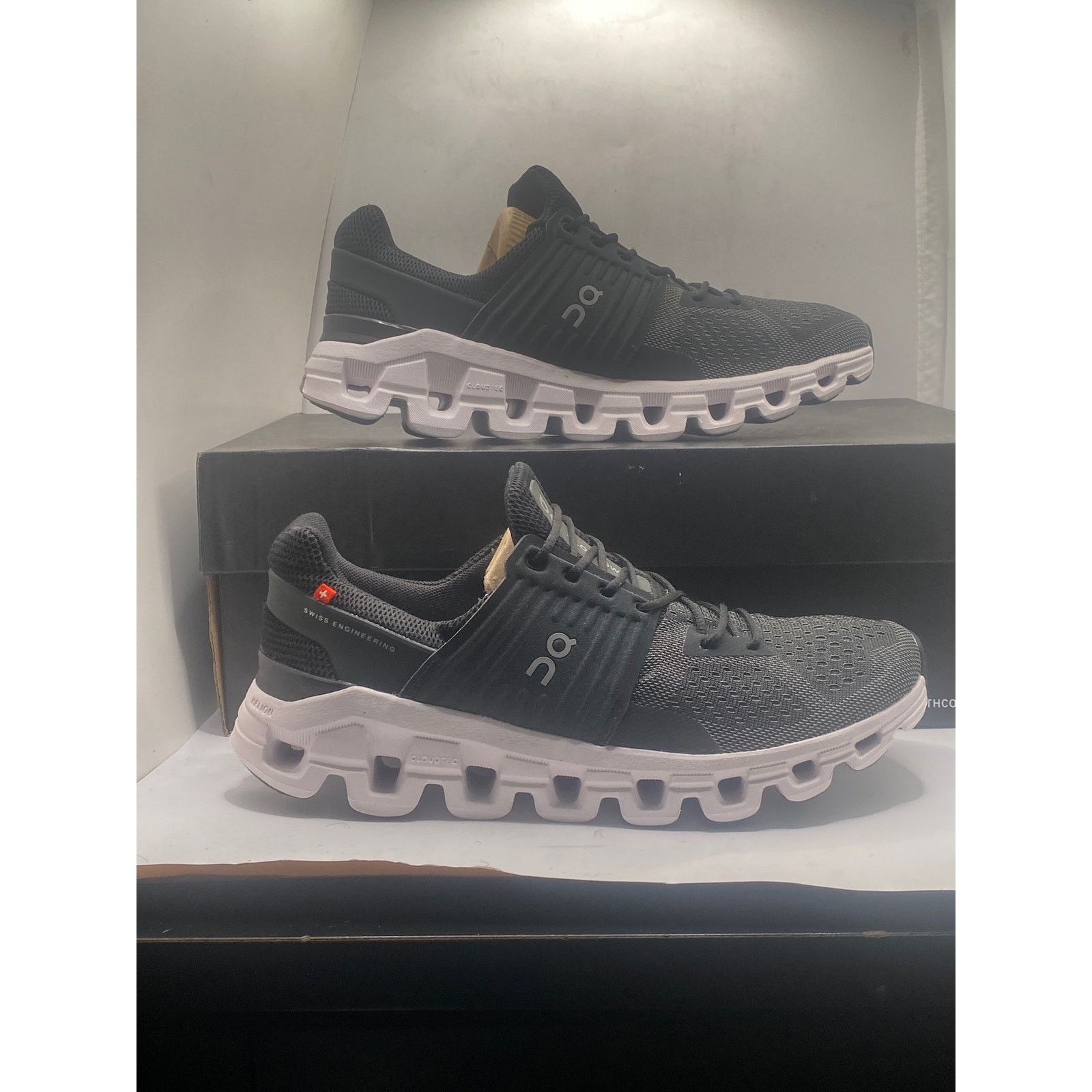On On Cloud X 3AD Women’s Running Shoes Black/White, Size 8 Size US 8 / IT 38 - 1 Thumbnail