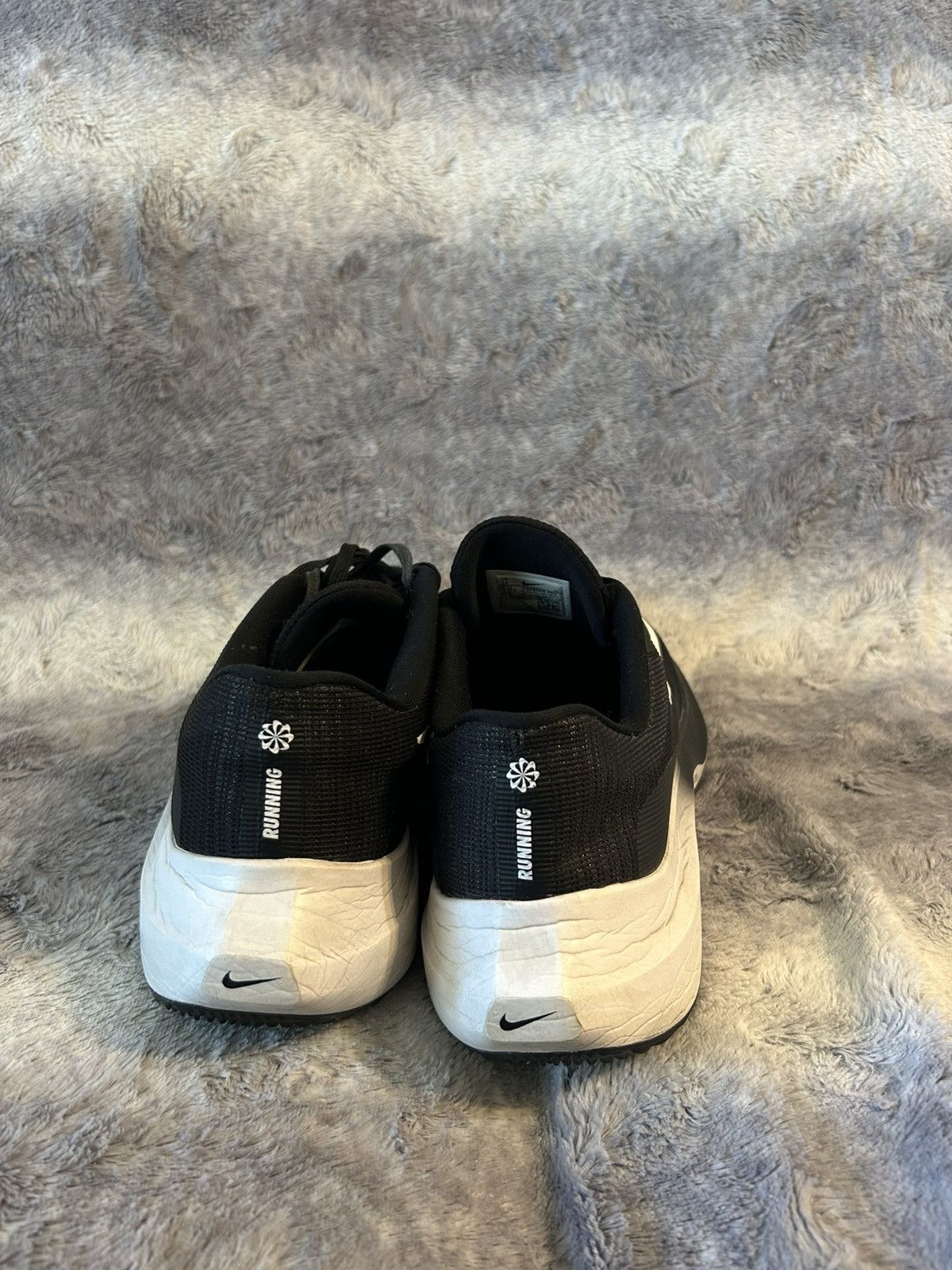 Nike Nike Zoom Fly 5 Black White Size 13 Euc Size US 13 / EU 46 - 4 Thumbnail