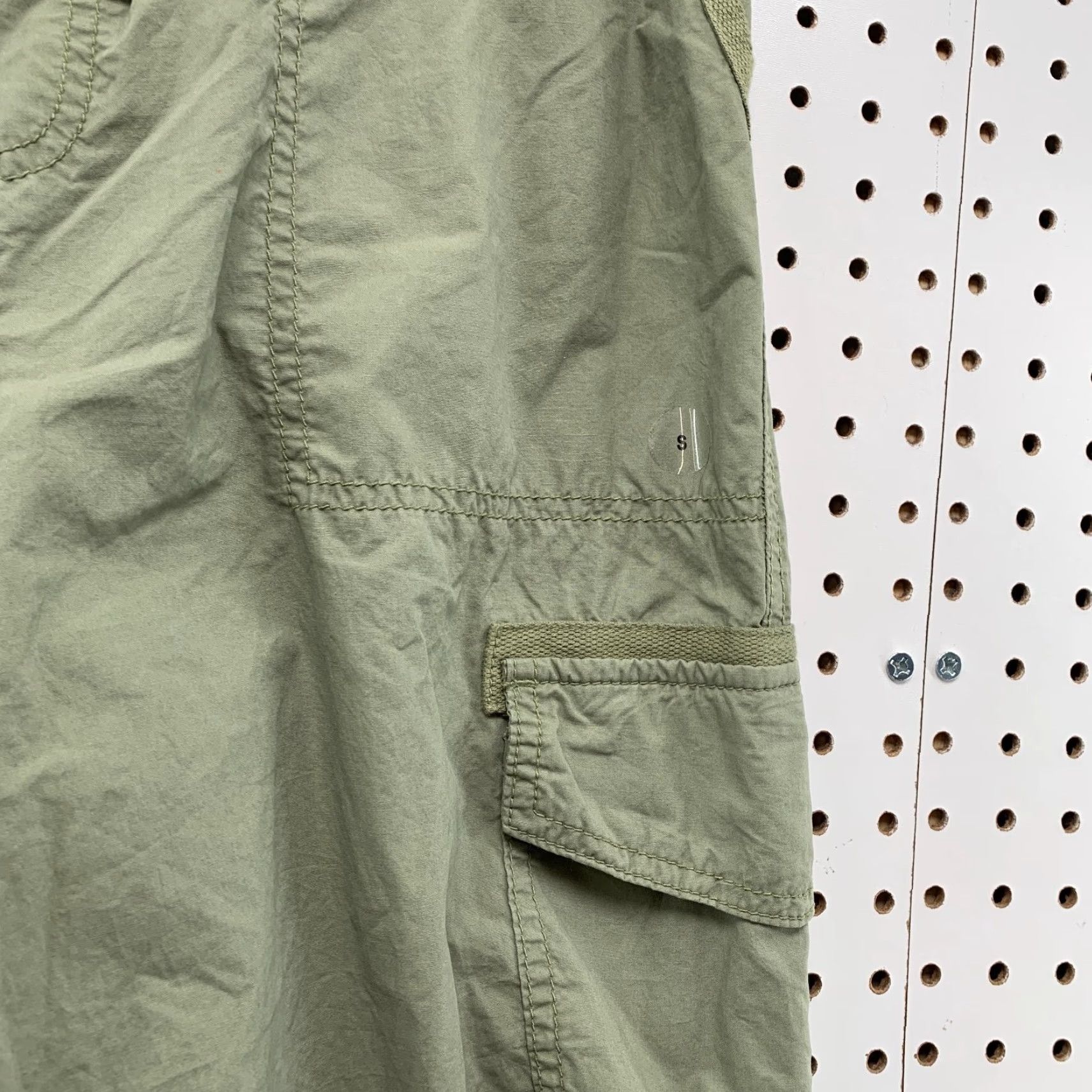 Vintage AEROPOSTALE Cargo Pants Womens Small Green Nylon Relaxed Fit 30x30 Casual Size 28" / US 6 / IT 42 - 5 Thumbnail