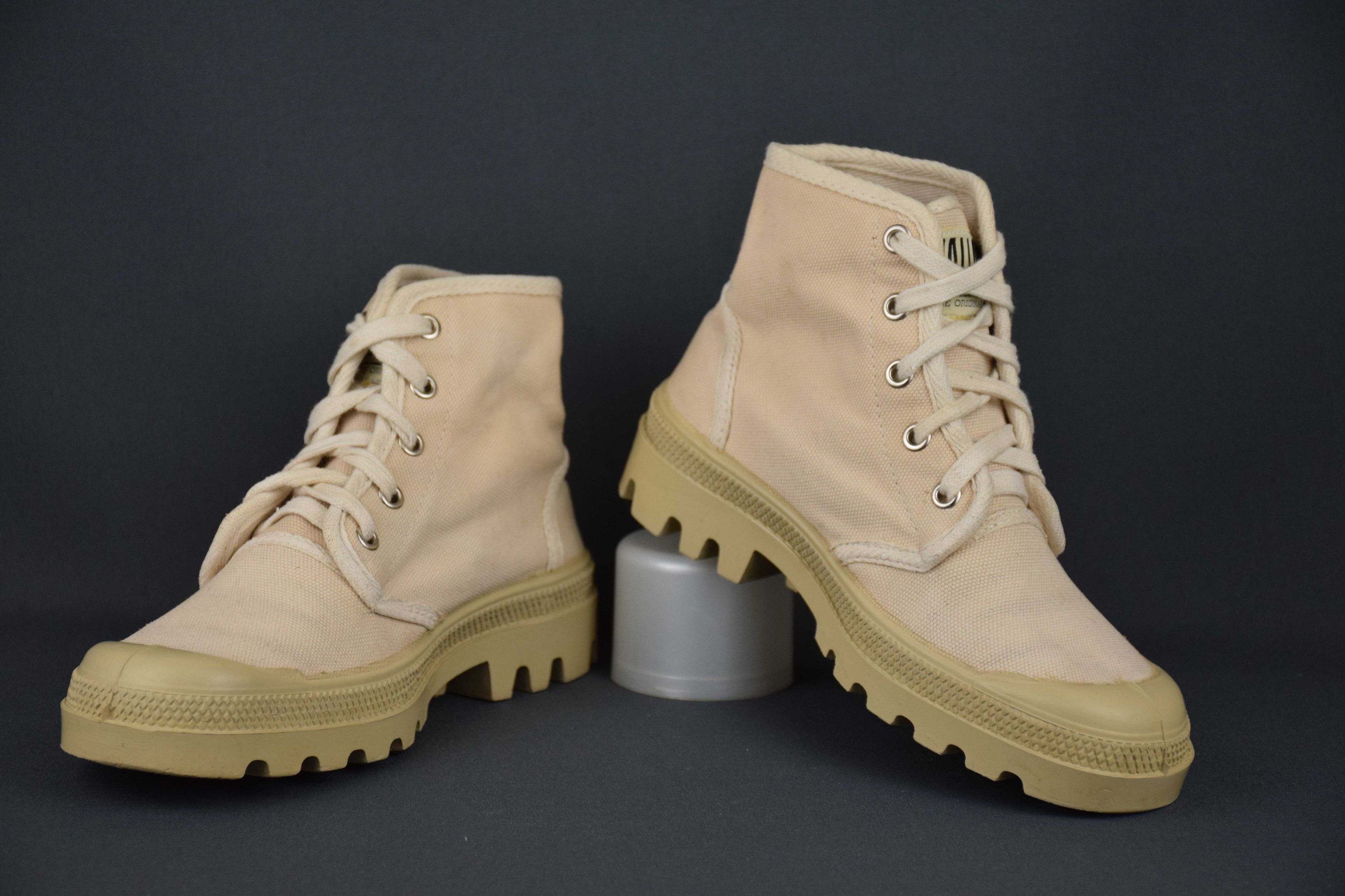Palladium × Vintage Palladium Boots Vintage Classic France Beige US 5 UK 3 EU 36 Size US 5 / IT 35 - 6 Thumbnail