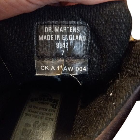 Dr. Martens Dr. Martens UK 7 US 9 Brown Leather Lace-Up Ankle Boots 8542 Size US 9 / IT 39 - 9 Thumbnail