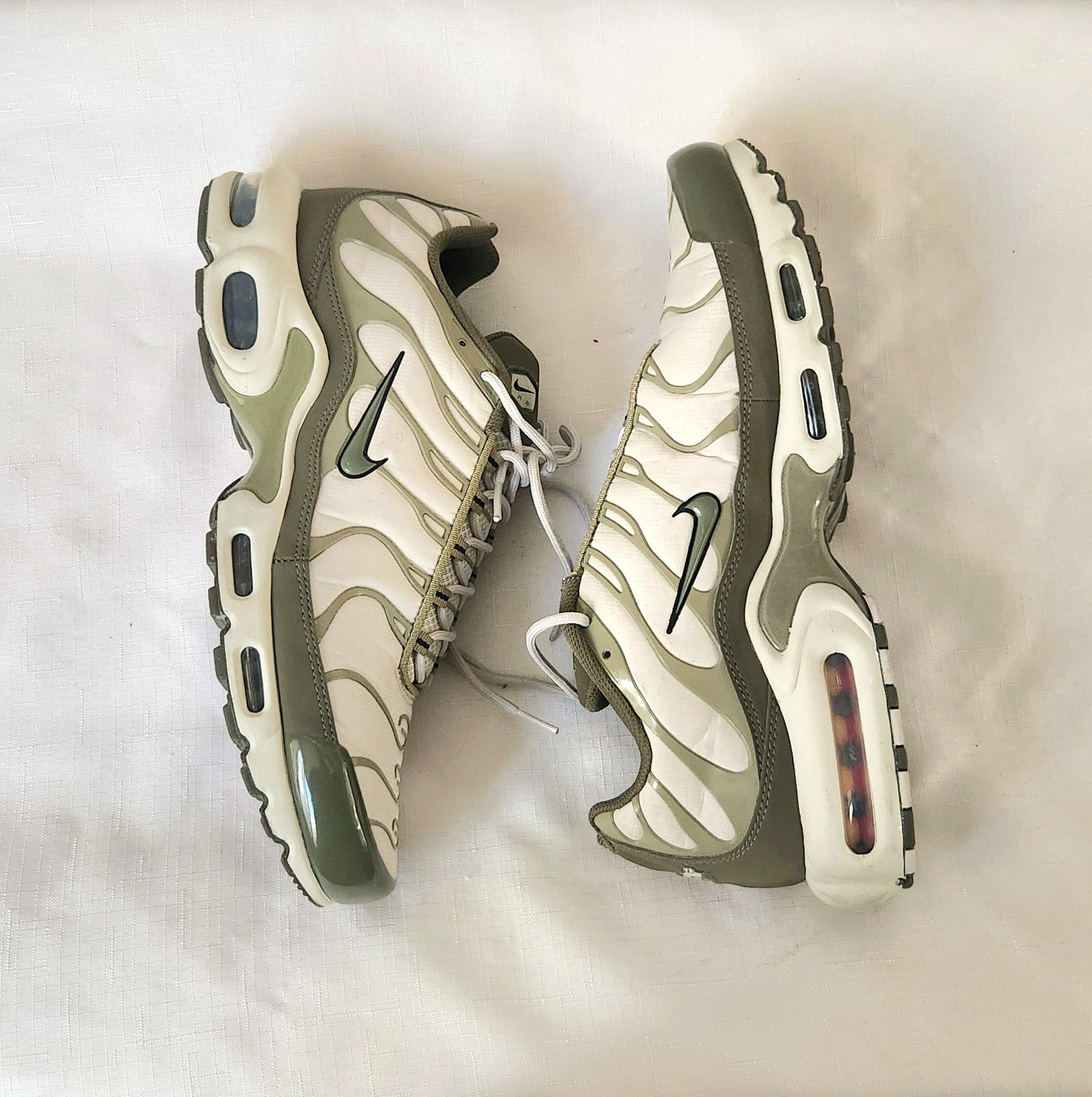 Nike Nike Air Max Plus 'Light Bone Medium Neutral (FB9722-002) Size US 12 / EU 45 - 7 Thumbnail
