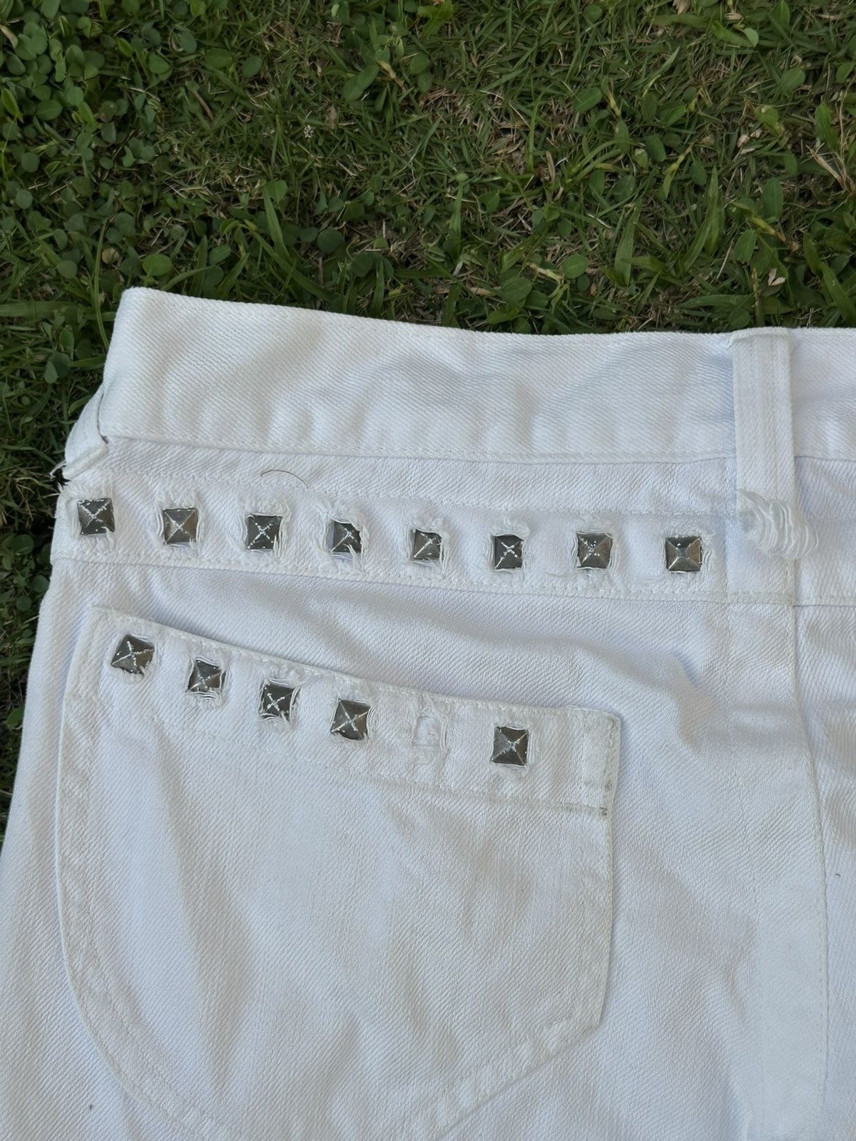 semanticdesign Semanticdesign Studded Pocket Flare White Denim Size US 30 / EU 46 - 5 Thumbnail