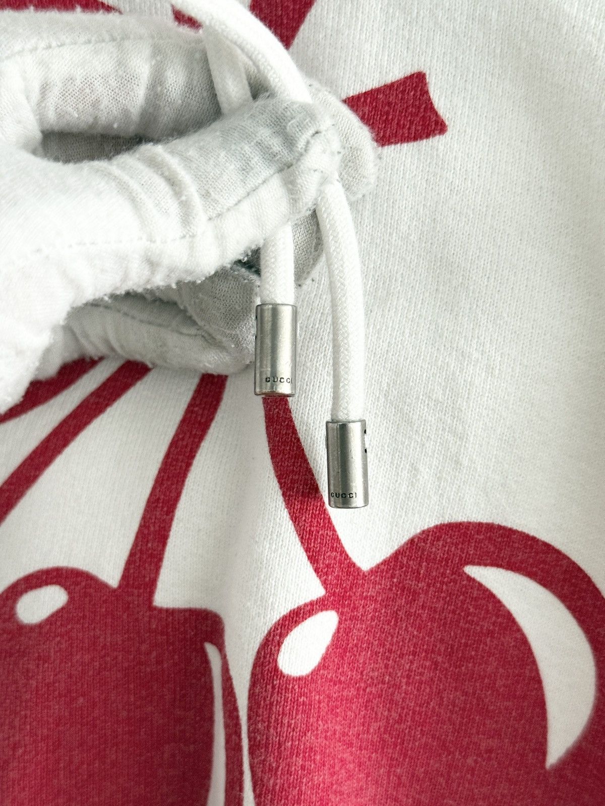 Gucci STEAL! Gucci Cherry Oversized Hoodie Size US XS / EU 42 / 0 - 4 Thumbnail