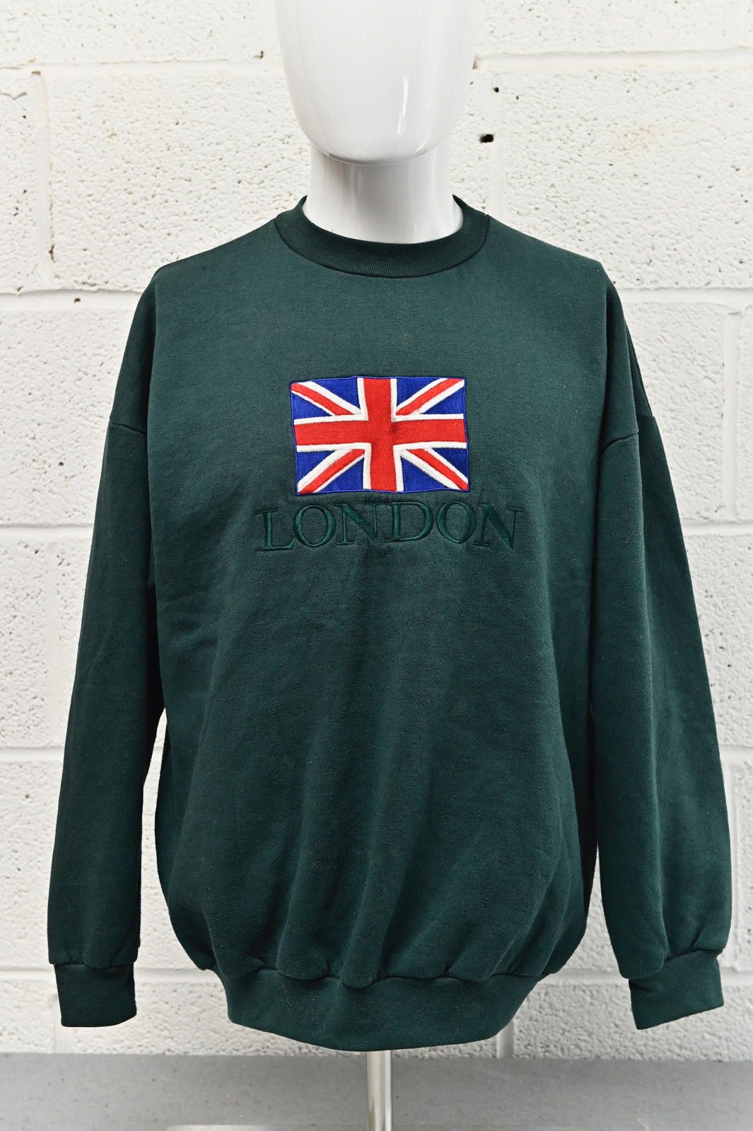 Designer Churchill London Sweatshirt Union Jack Design Mens Size M Size US M / EU 48-50 / 2 - 1 Thumbnail