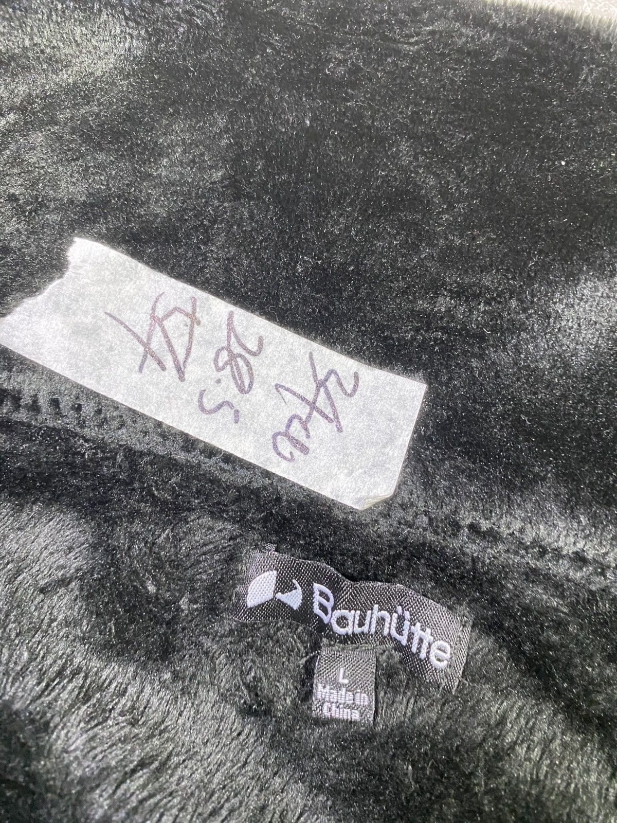 Japanese Brand Black Bauhutte gaming blanket zipper pull oversize. Pit 28.5 Size US XXL / EU 58 / 5 - 8 Thumbnail