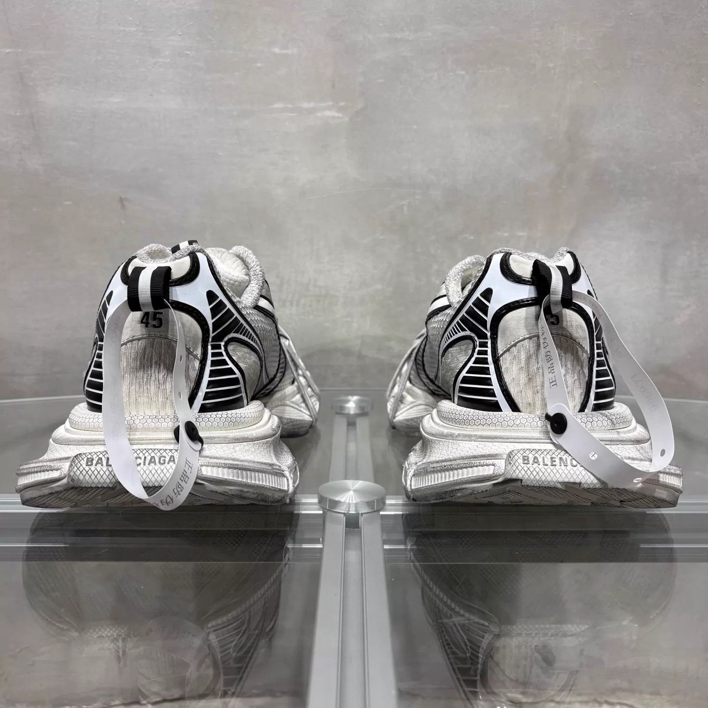 Balenciaga BLCG 3XL Distressed Gray Dad Sneaker 45 (New with Box) Size US 12 / EU 45 - 6 Thumbnail