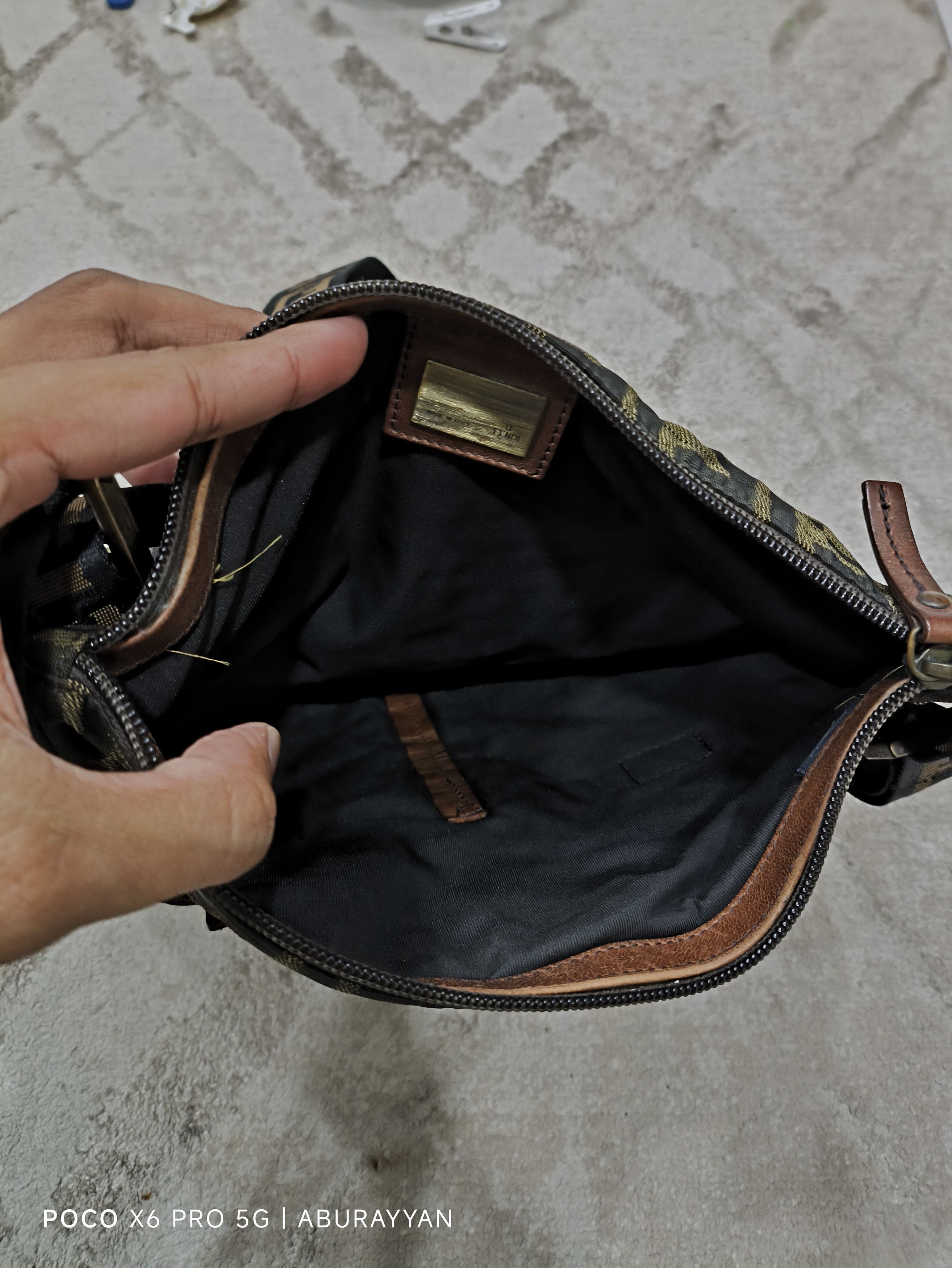 Fendi Fendi Brown Zucca Canvas Flat Messenger Bag Size ONE SIZE - 7 Thumbnail