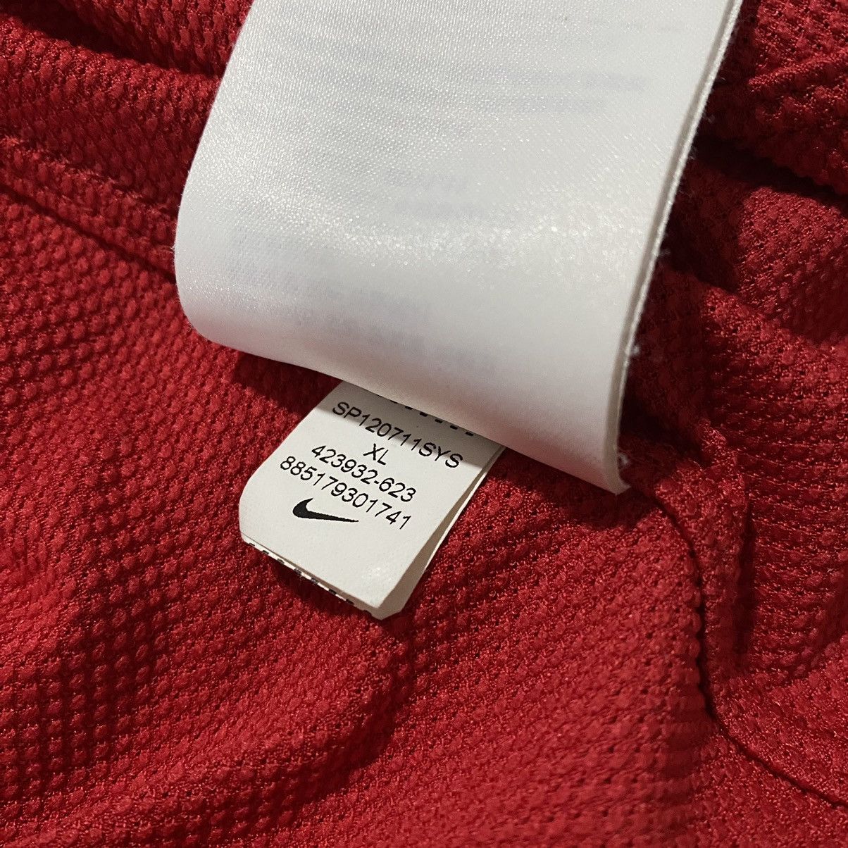 Manchester United × Nike Nike Manchester United AON Jersey
