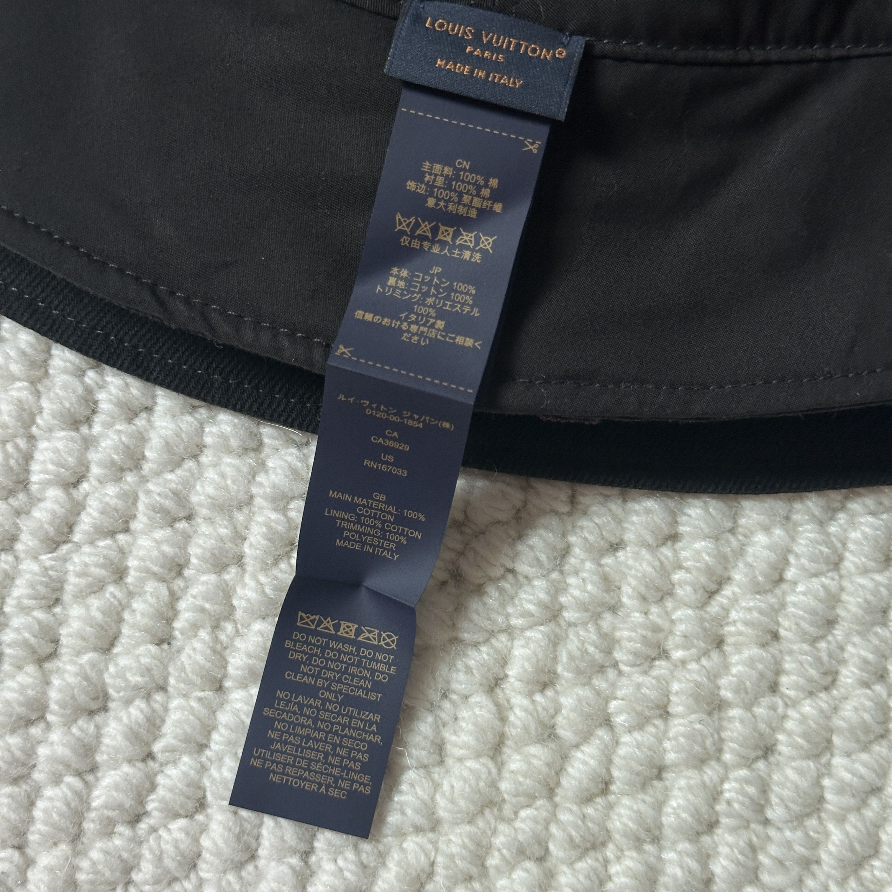 Louis Vuitton LV Blason Shading Denim Reversible Bucket Hat Size ONE SIZE - 9 Thumbnail
