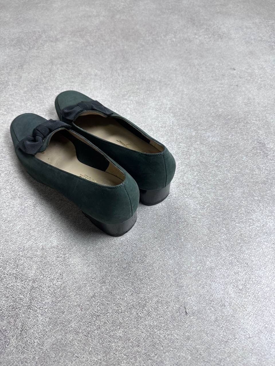 Salvatore Ferragamo Vintage Salvadore Ferragamo Luxury Woman's Flats Size US 8.5 / IT 38.5 - 4 Thumbnail