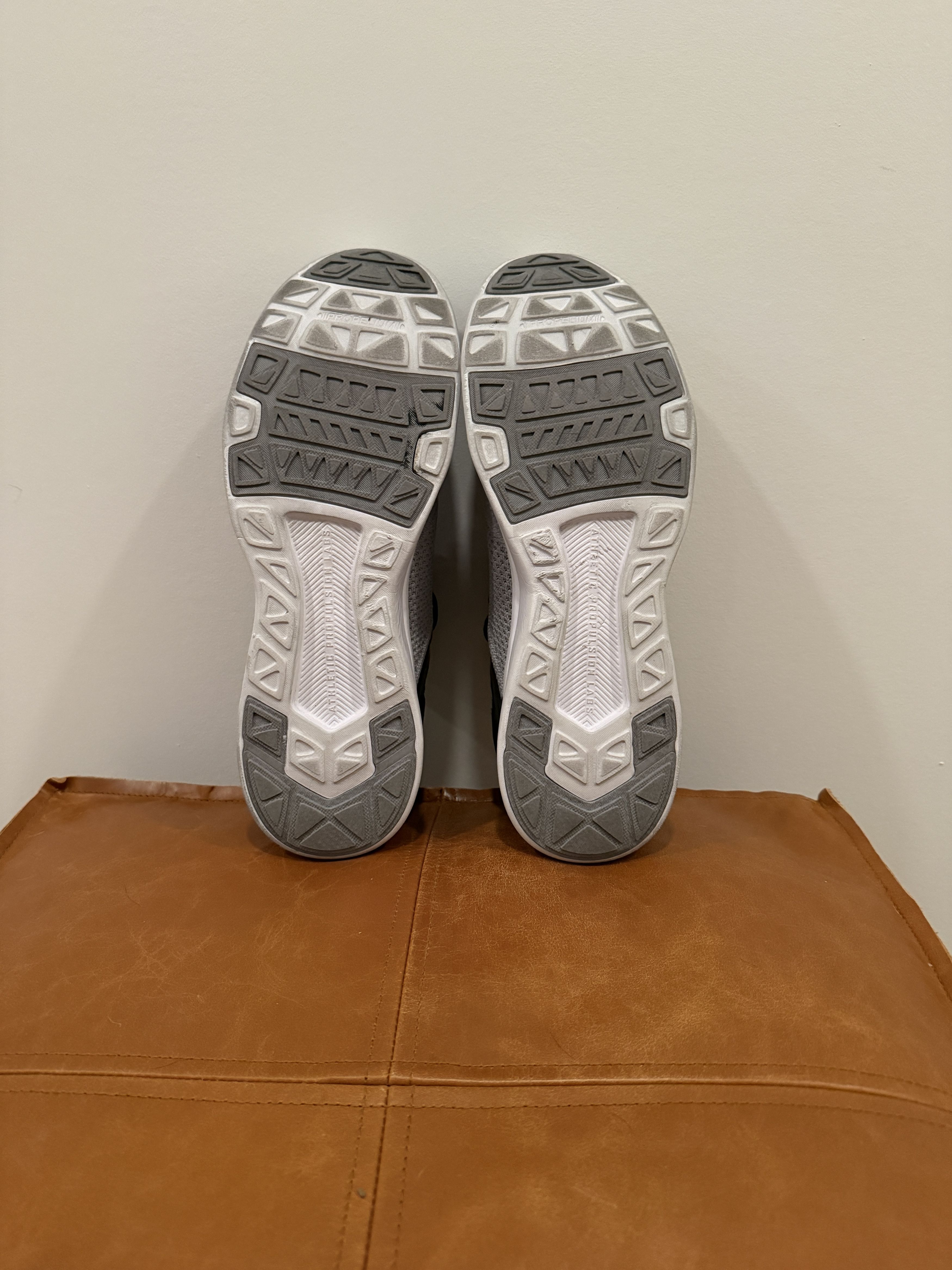 APL APL Athletic Propulsion Labs Techloom Tracer - Black/Grey Size US 10 / EU 43 - 2 Thumbnail