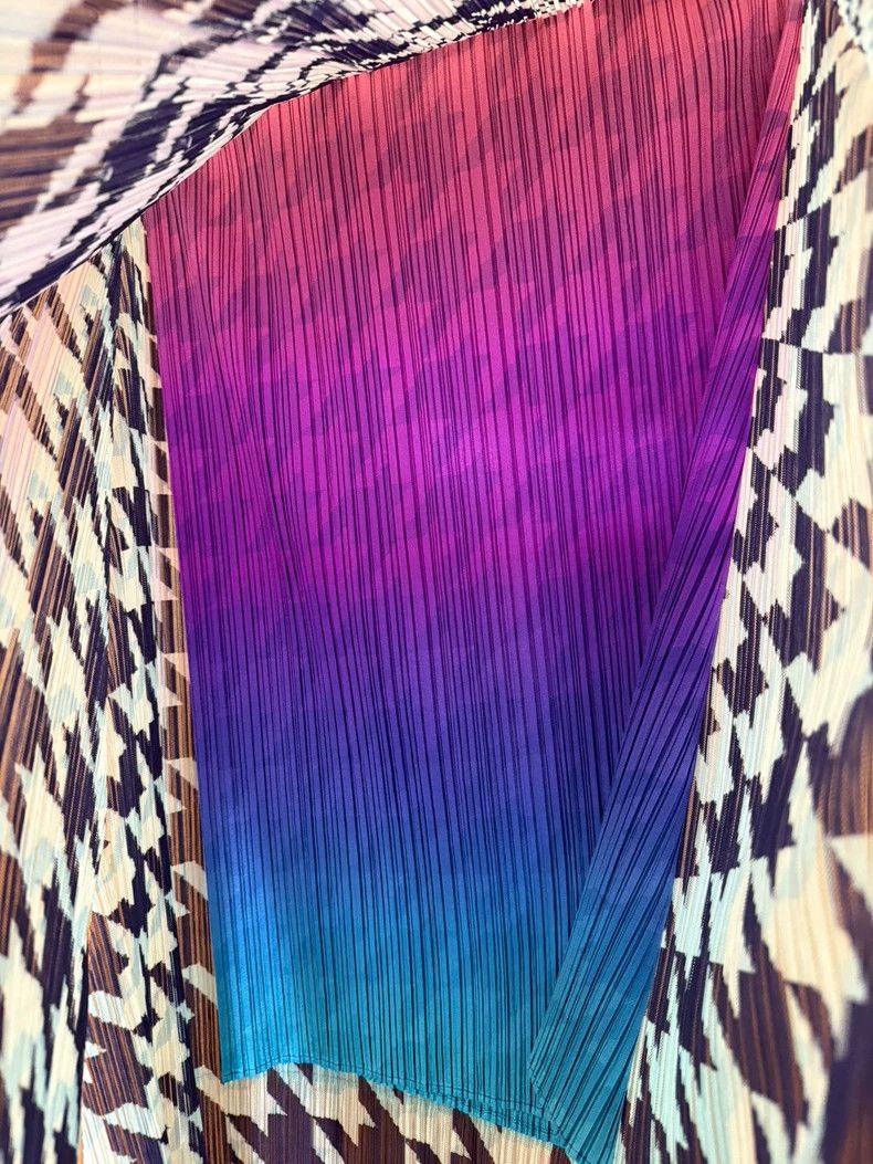 Issey Miyake Issey Miyake size:3 A thin, checkered aurora half skirt Size 31" - 2 Thumbnail