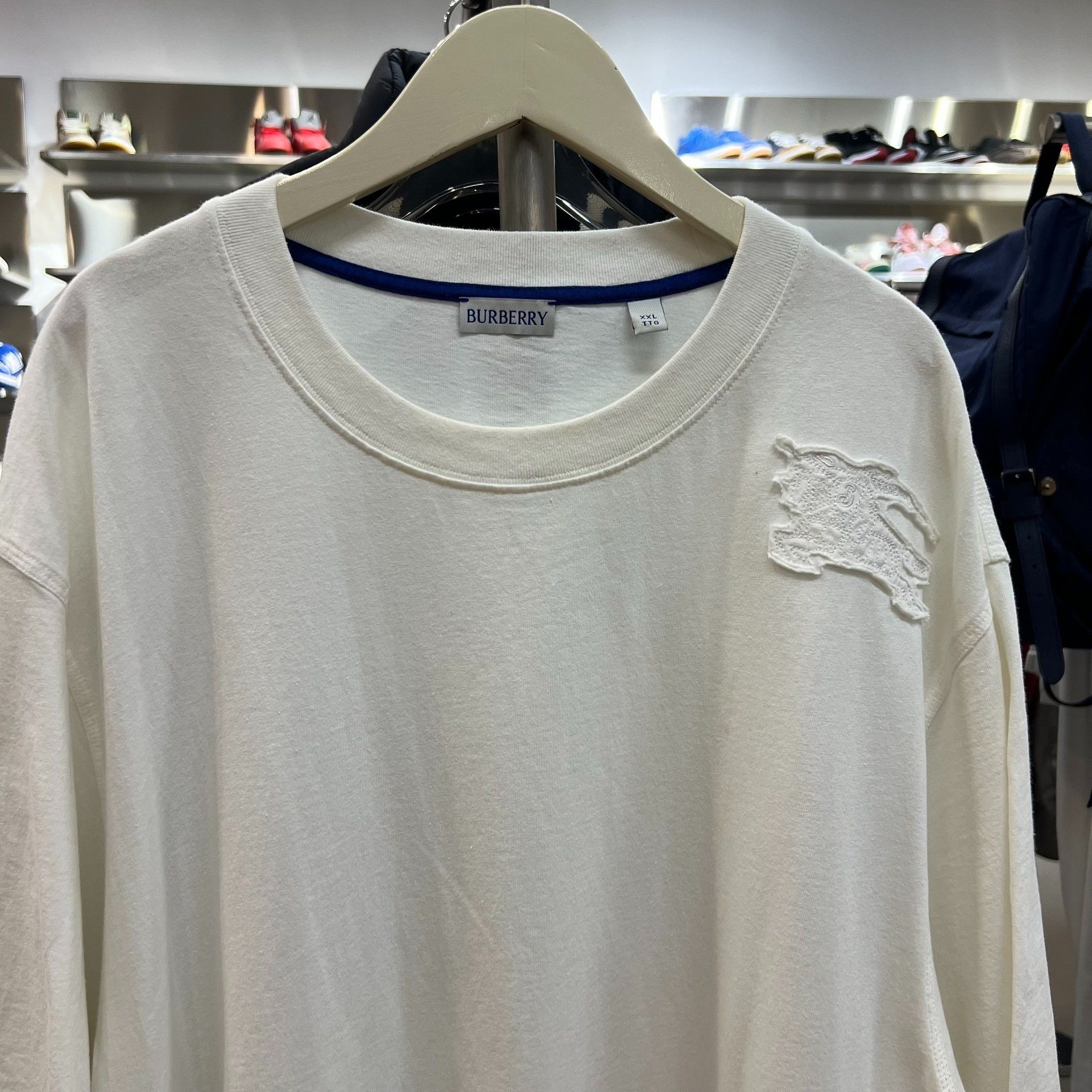 Burberry Burberry Classic Knight Logo Short-Sleeve Size US XXL / EU 58 / 5 - 2 Thumbnail