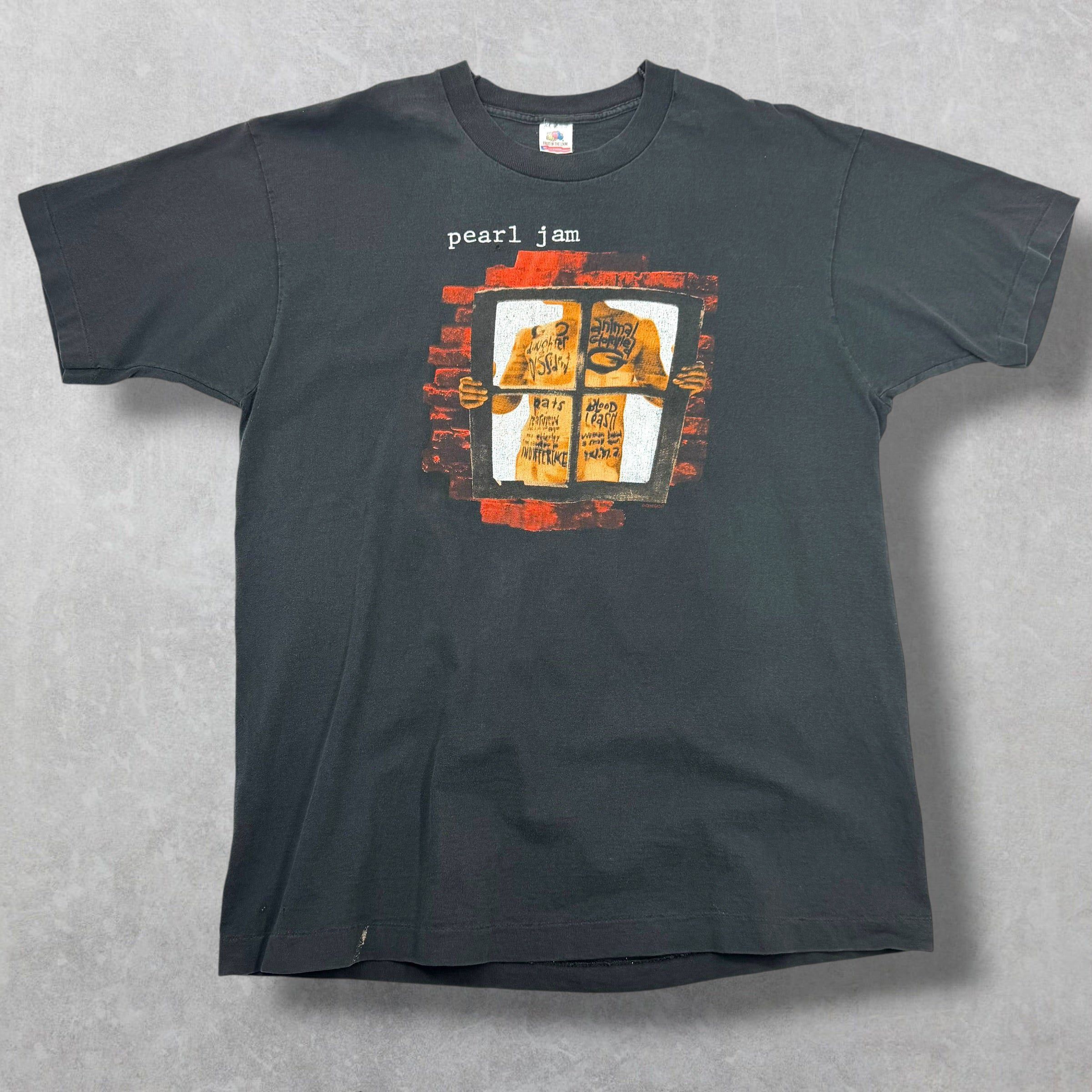 Vintage Vintage '93 Pearl Jam Window Pain Tee XL Size US XL / EU 56 / 4 - 1 Thumbnail