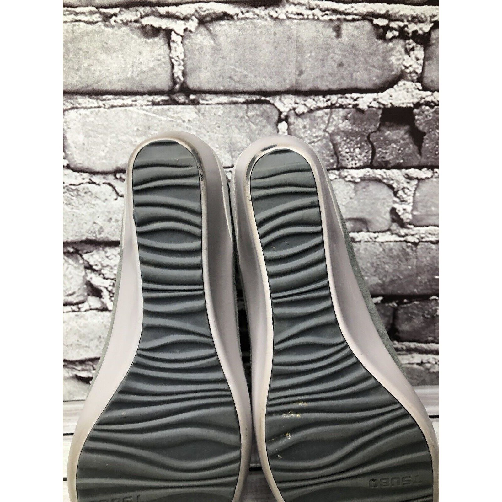 TSUBO Tsubo Damira Gray Suede Comfort Wedge Pumps Career Shoes Wom Size US 8 / IT 38 - 12 Thumbnail