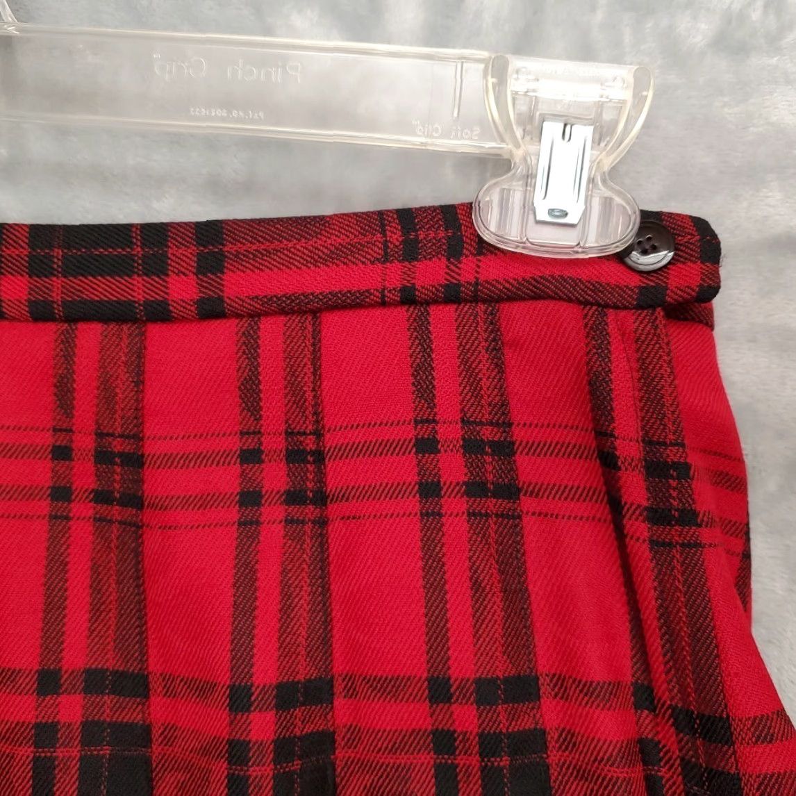 Pendleton VINTAGE Pendleton Skirt Womens 8 Red Black Plaid 100% Wool Pleated Made in USA Size 30" / US 8 / IT 44 - 2 Thumbnail