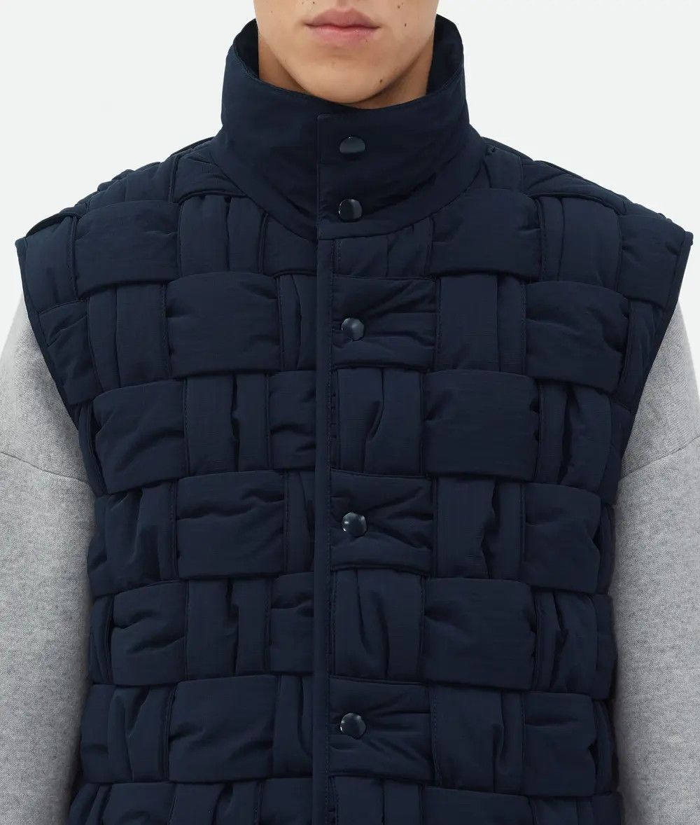 Bottega Veneta o1n1vont1225 Tech Nylon Intrecciato Gilet in Navy Size US XS / EU 42 / 0 - 4 Thumbnail