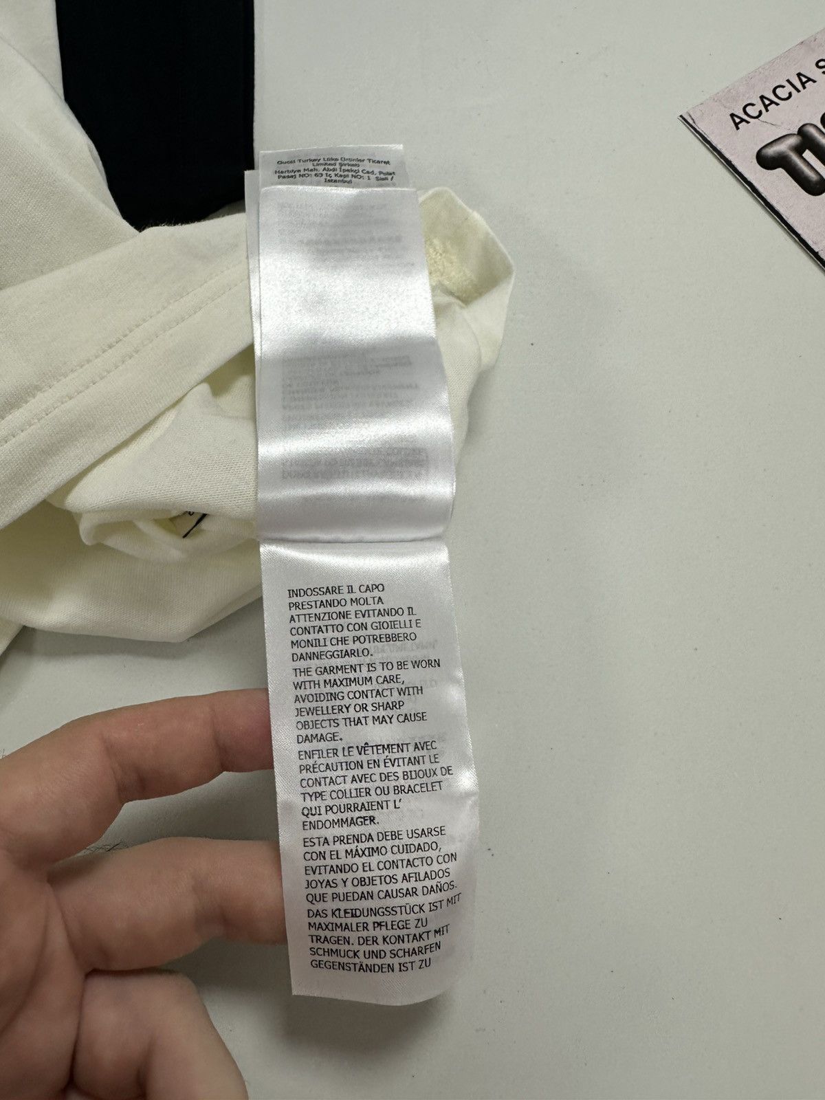 GUCCI Logo Print T-Shirt - XS