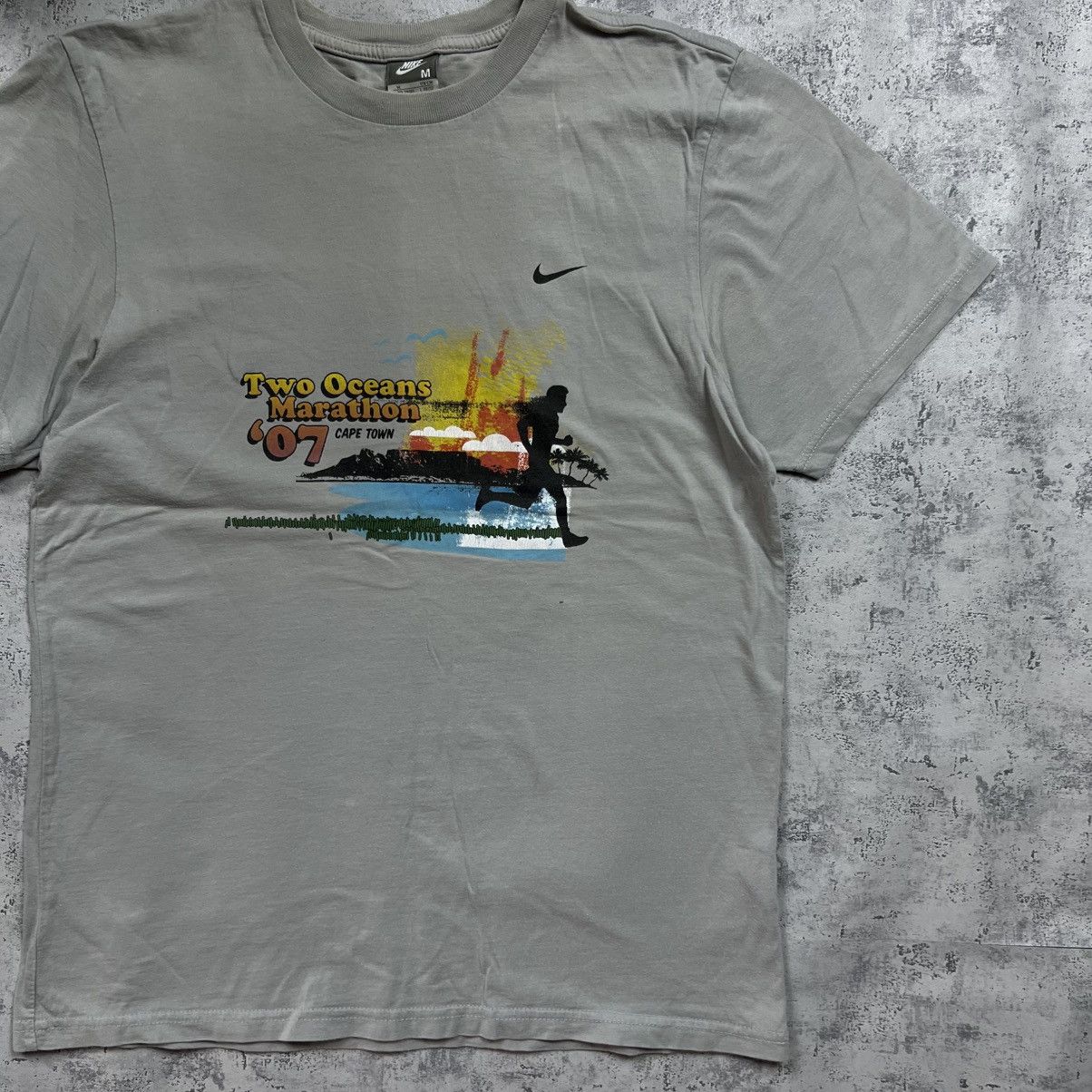 Nike 00s NIKE CAPE TOWN MARATHON VINTAGE Y2K RETRO TEE T-SHIRT Size US M / EU 48-50 / 2 - 3 Thumbnail