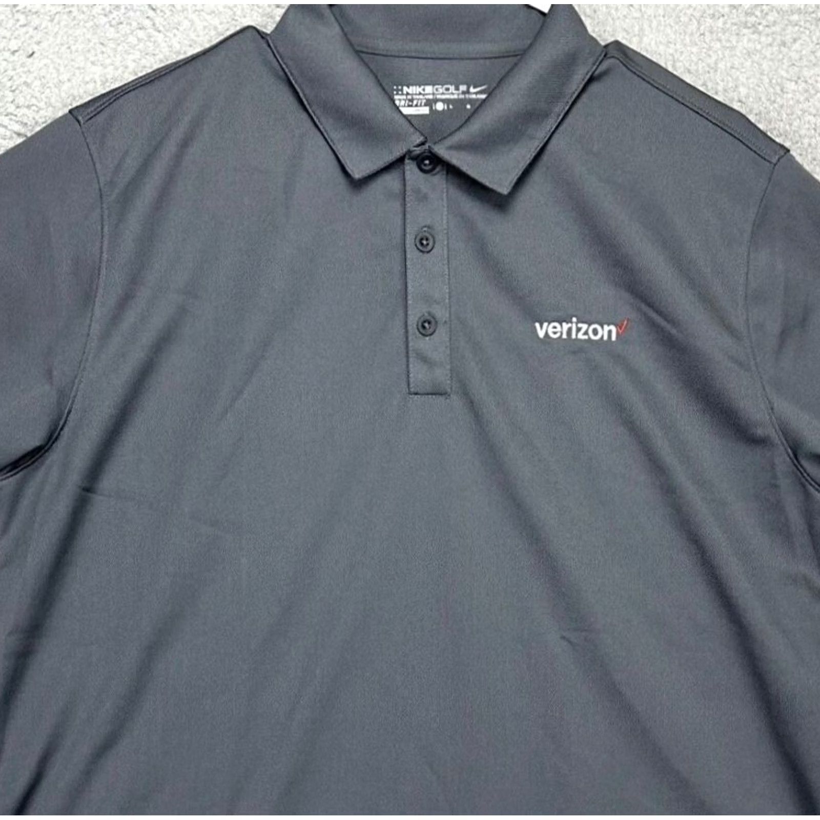 Nike Nike Golf Shirt Adult Large Dri-Fit Grey Polo Athletic Short Sleeve Mens Rugby Size US L / EU 52-54 / 3 - 2 Thumbnail