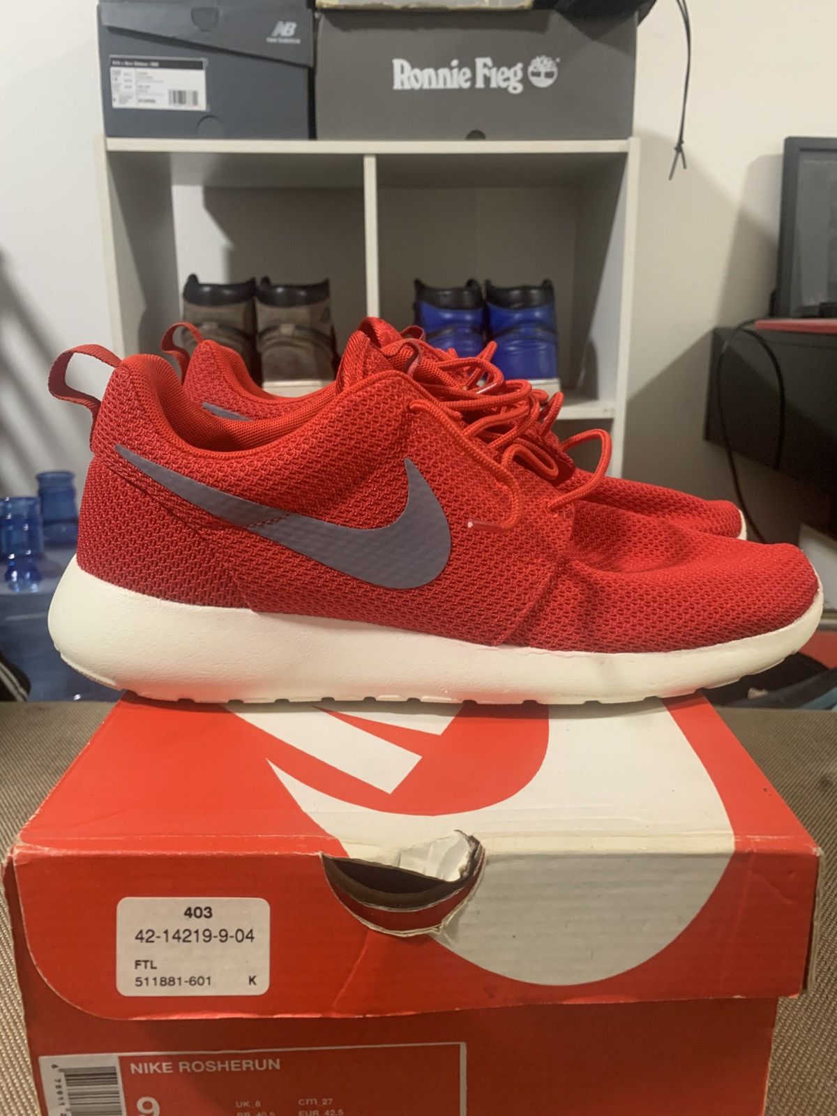 Nike Nike Roshe Run Sport Red/Cool Grey/Sail Size 9 OG ALL Size US 9 / EU 42 - 4 Thumbnail