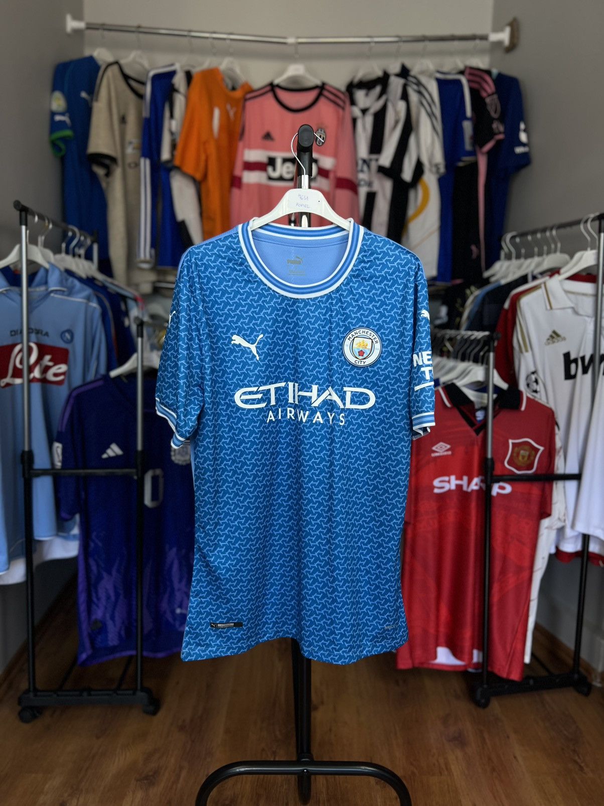 Puma Soccer Jersey Puma Manchester City 2022/23 De Bruyne #17 Size US L / EU 52-54 / 3 - 2 Thumbnail