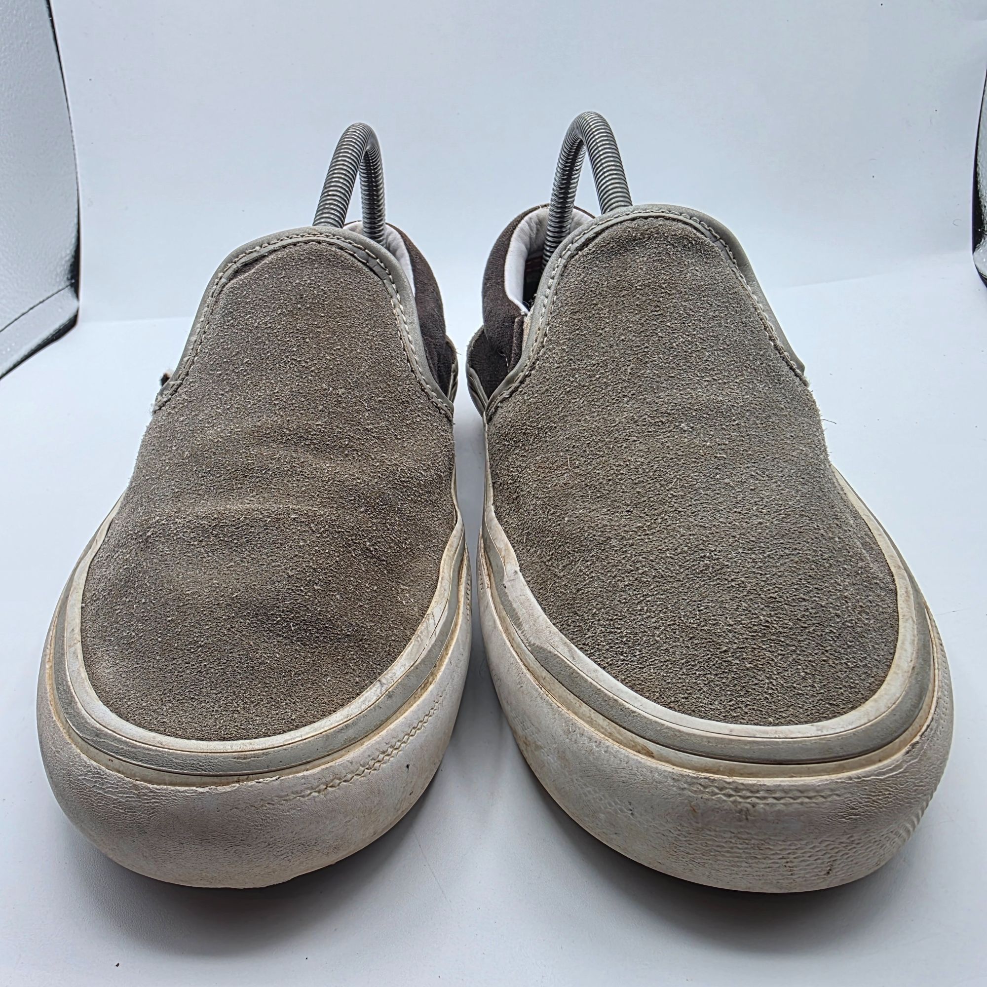 Vans Vans Slip On Skate Shoes Mens Size 8 Gray Casual Walking Sch Size US 8 / EU 41 - 2 Thumbnail