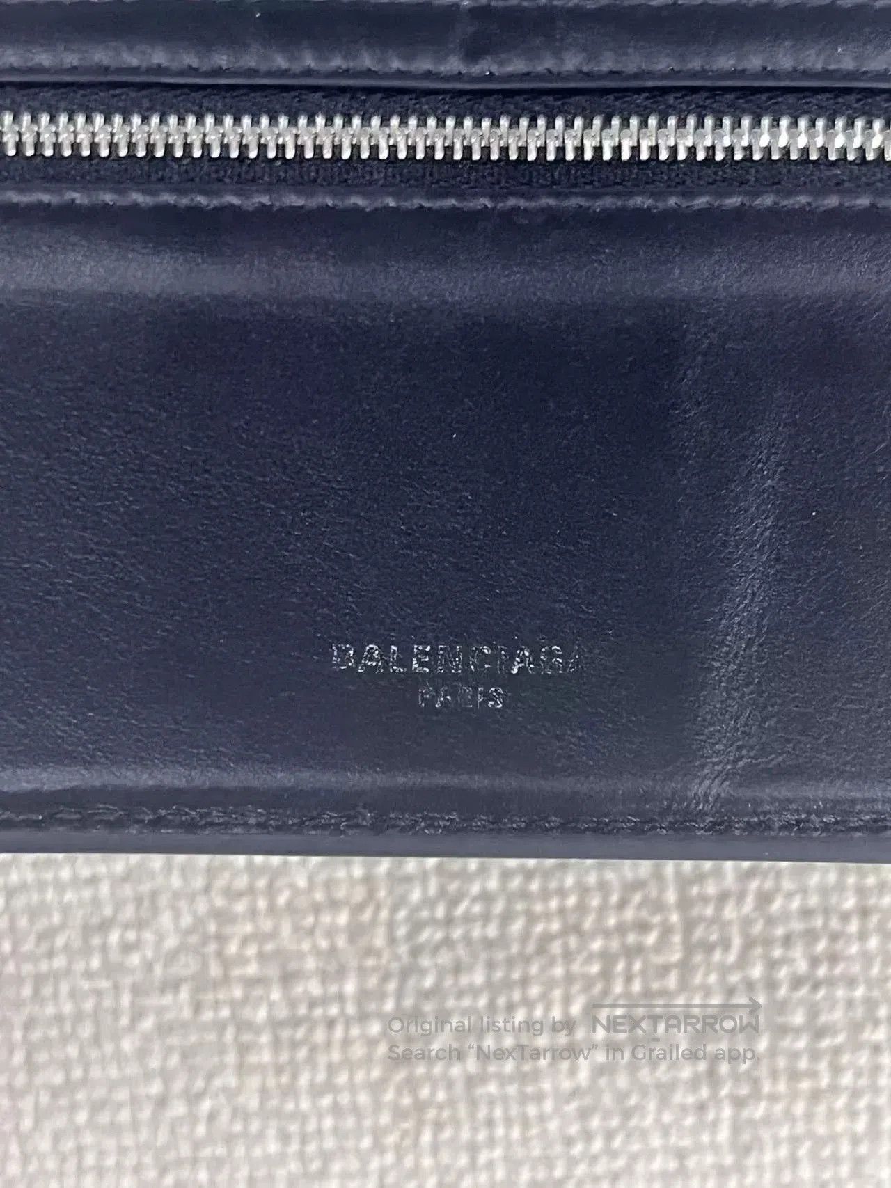 Balenciaga balenciaga passport wallet with embossed logo. Size ONE SIZE - 6 Thumbnail
