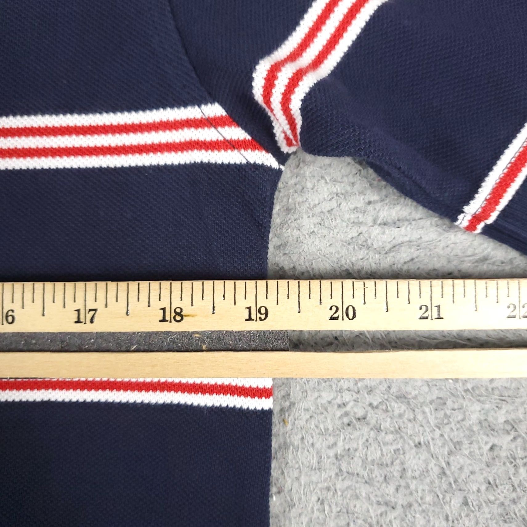 Tommy Hilfiger VINTAGE Tommy Hilfiger Polo Shirt Mens Small Blue Red Striped Casual Short Sleeve Polo Adult Small Blue Classic Logo N/A Mens Size US S / EU 44-46 / 1 - 5 Thumbnail