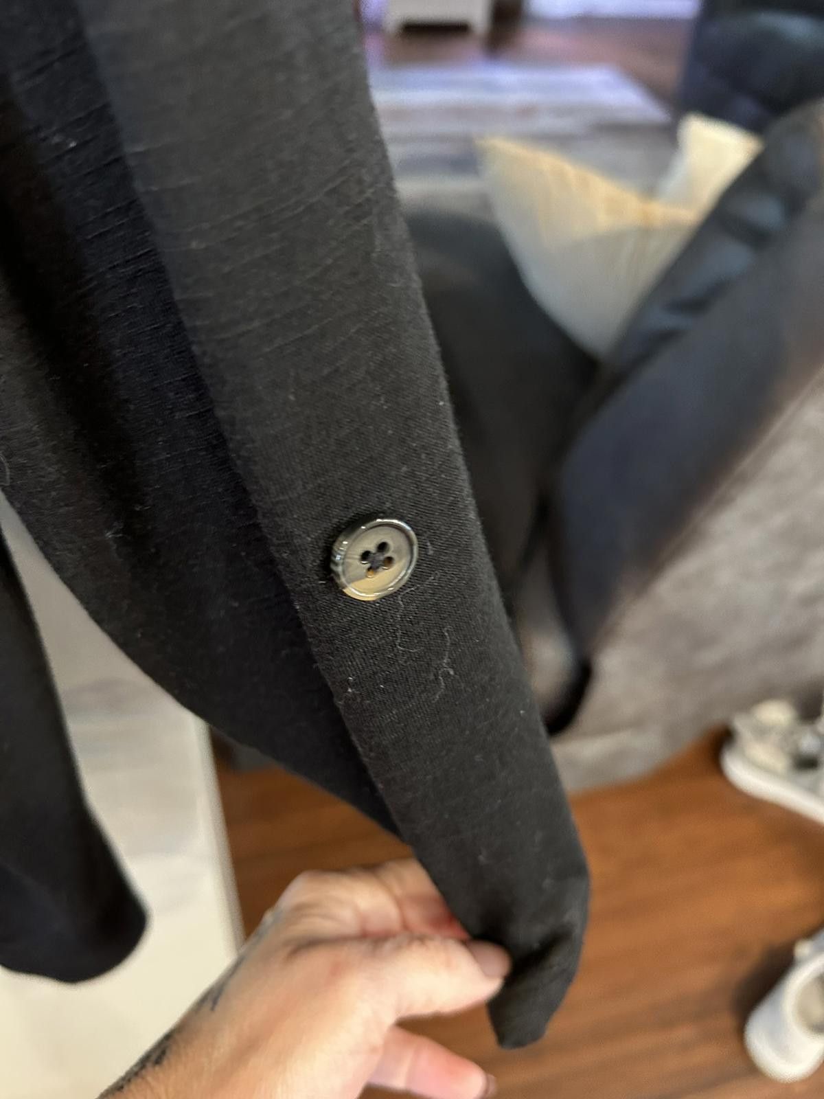 Other No Boundaries Black Long Sleeve Button-Up Shirt Size L Size L / US 10 / IT 46 - 2 Thumbnail