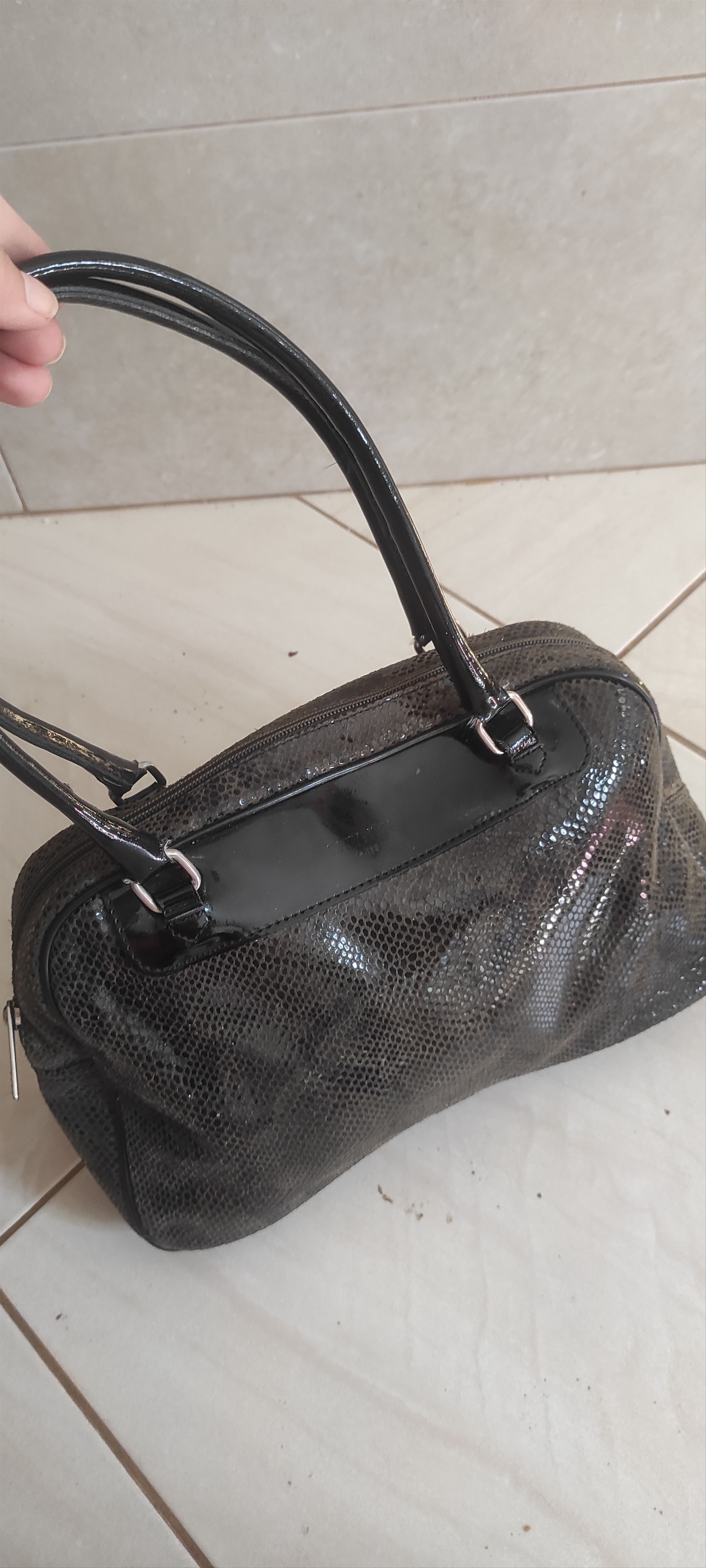 Other Phynes Paris Bag Snake Print Embossed Python Faux Leather Size ONE SIZE - 6 Thumbnail