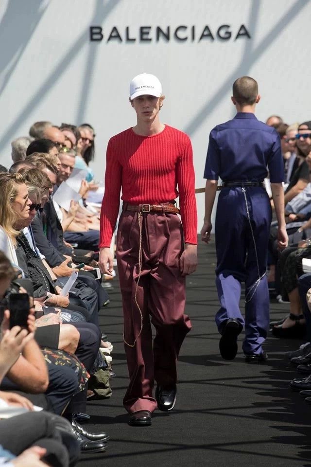 Balenciaga BALENCIAGA 17SS patent burgundy square-toe high-top boots 40 Size US 7 / EU 40 - 7 Thumbnail