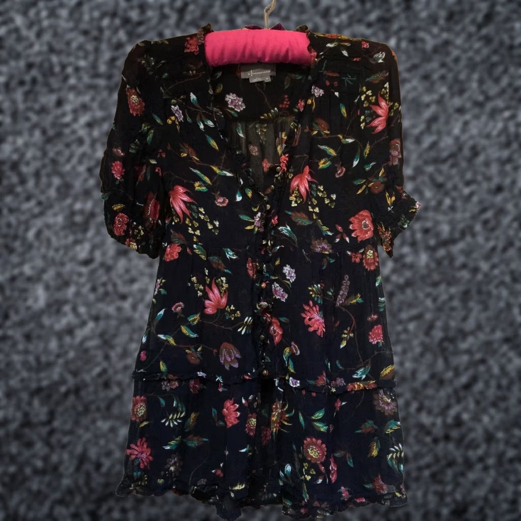 Anthropologie Anthropologie Womens V-Neck Floral Ruffle Tiered Tunic Top Puff Sleeve Sz Small Size S / US 4 / IT 40 - 1 Thumbnail